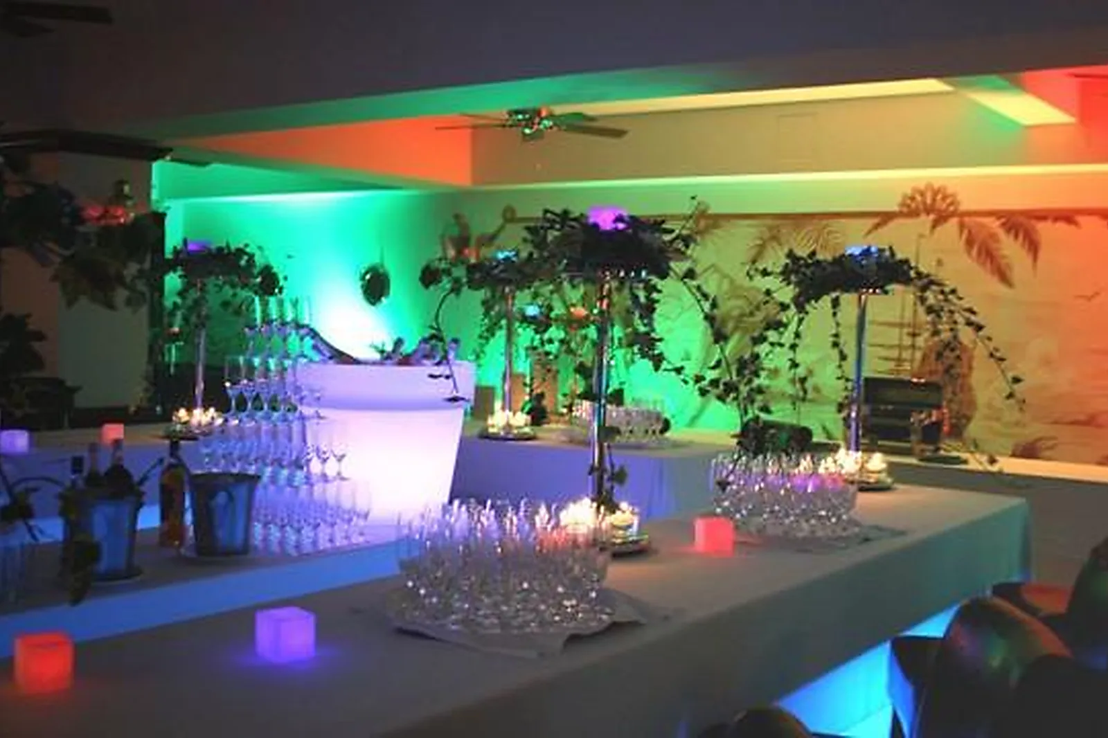 Lieux événementiels, HÔTEL DES PIRATES