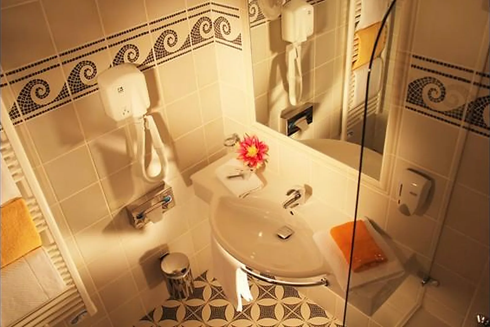 Lieux événementiels, HÔTEL DES PIRATES