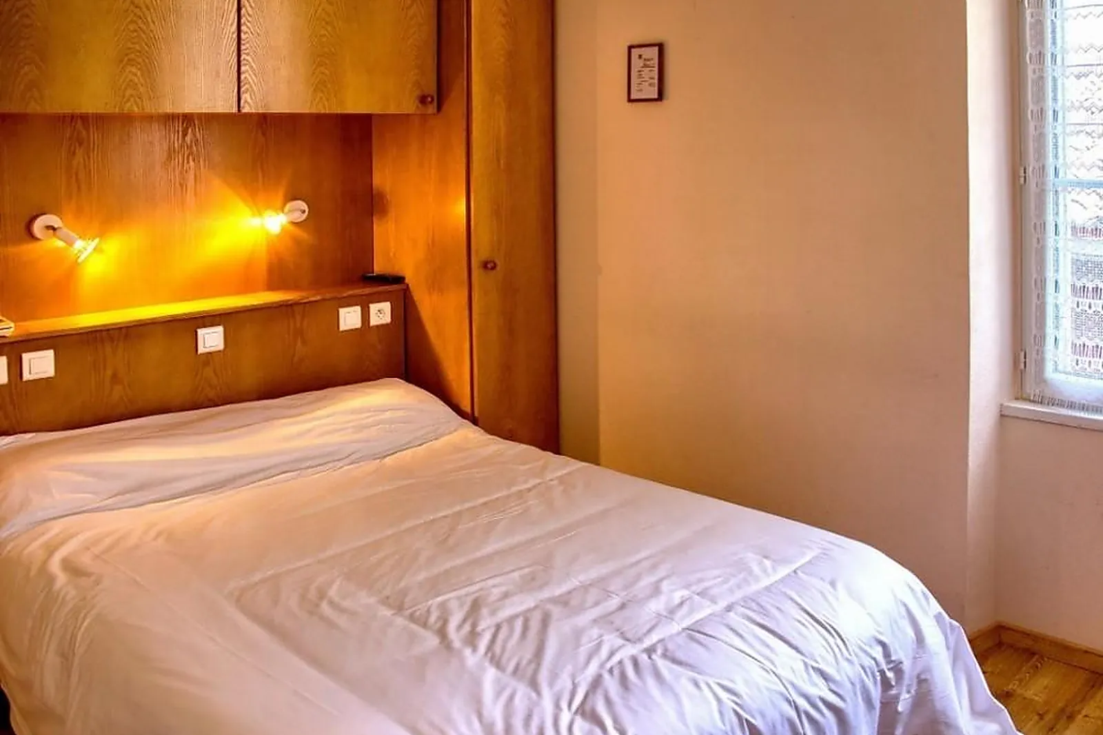 Lieux événementiels, HÔTEL DES PLATANES