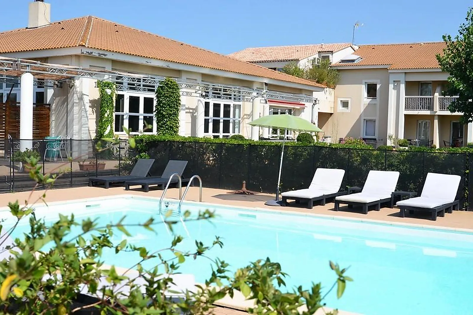 Lieux événementiels, HÔTEL DES PONTS D'ARLES