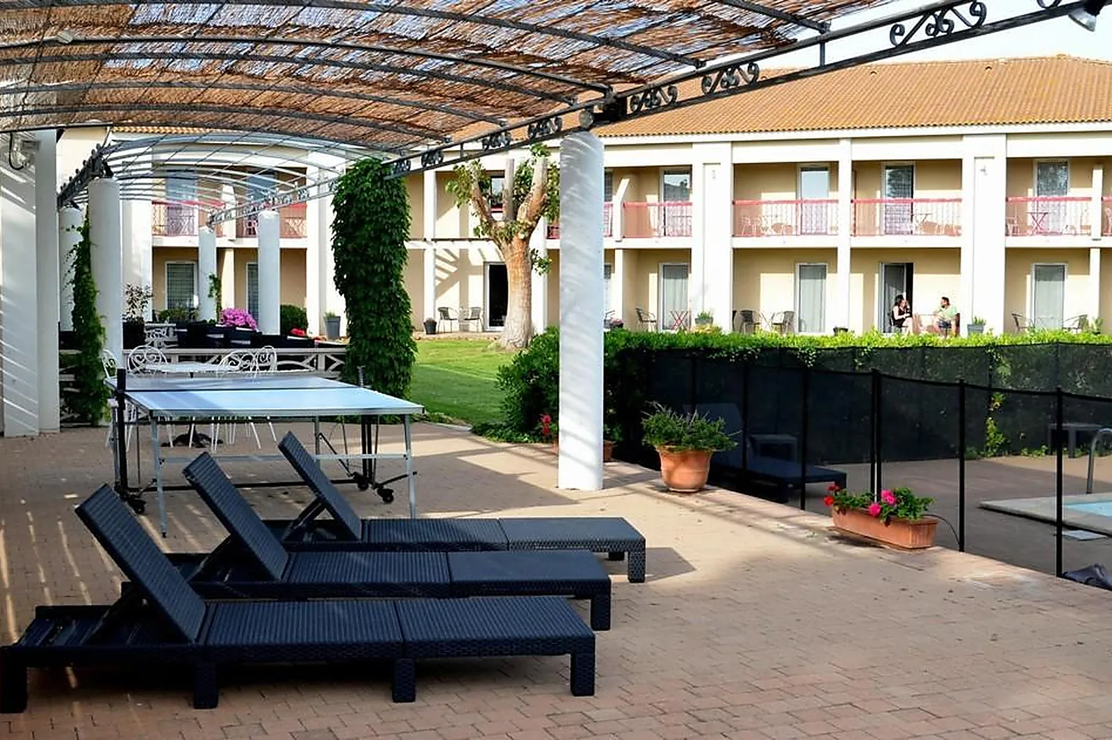 Lieux événementiels, HÔTEL DES PONTS D'ARLES