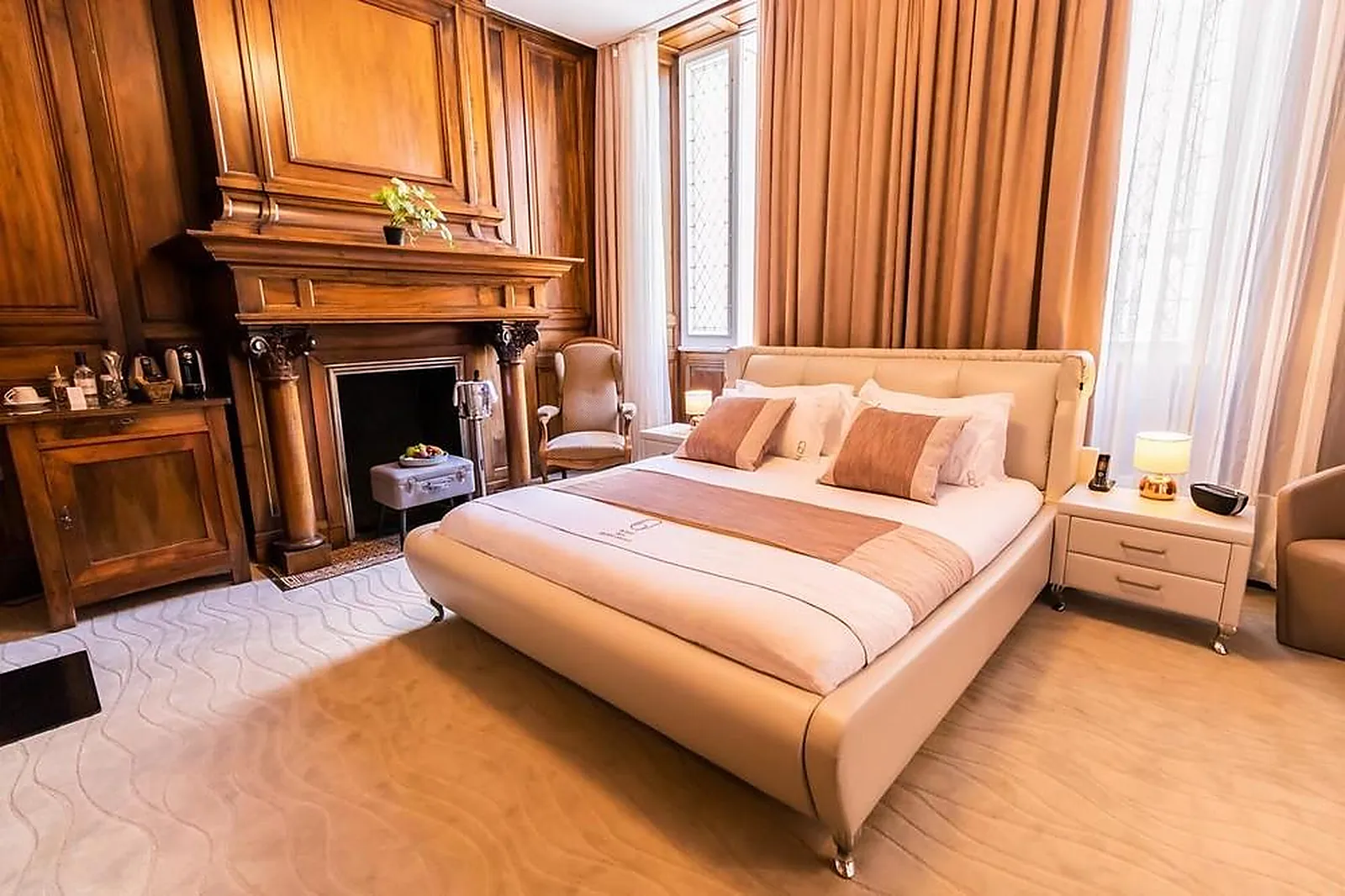 Lieux événementiels, HÔTEL DES QUINCONCES