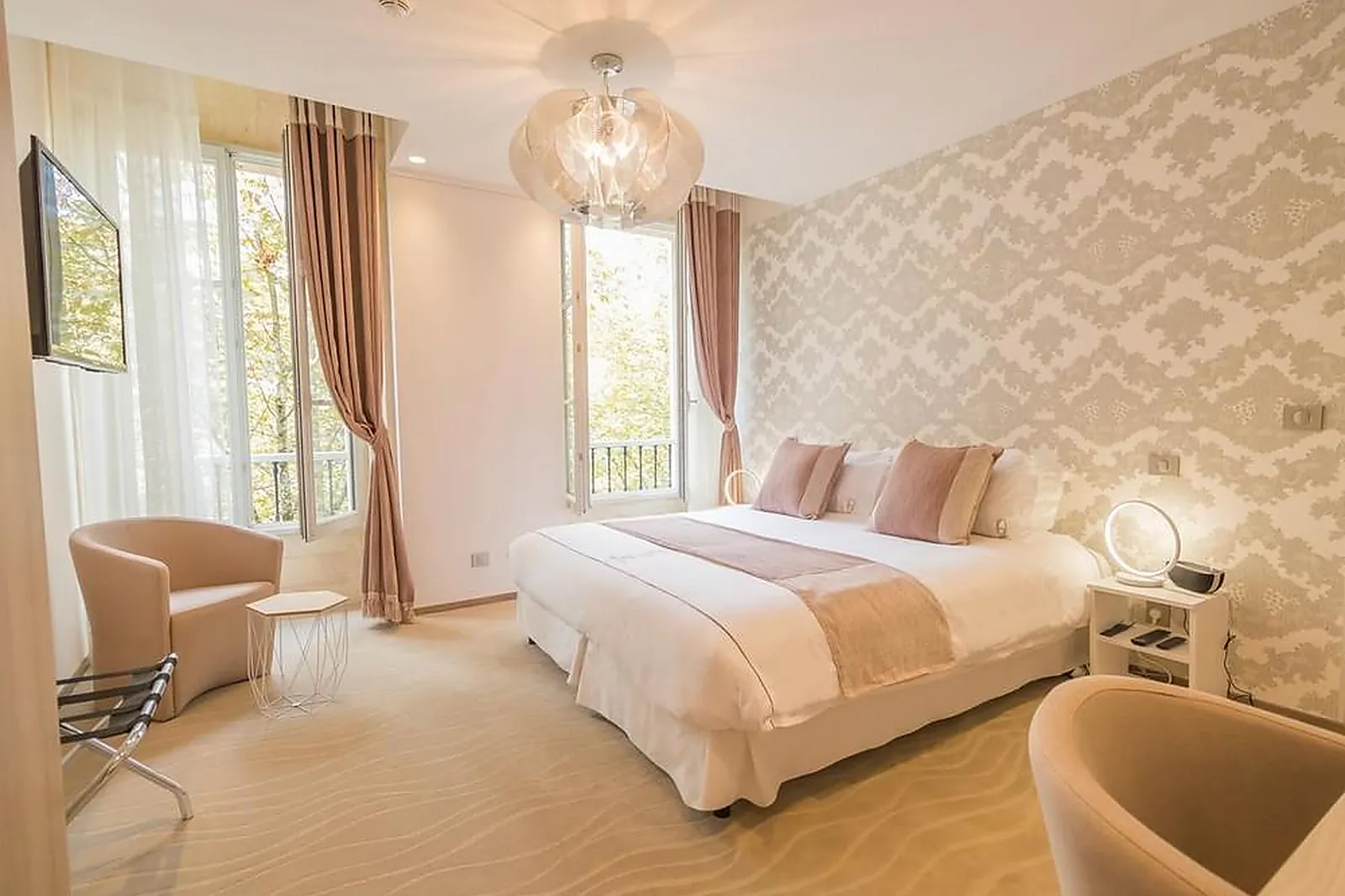 Lieux événementiels, HÔTEL DES QUINCONCES