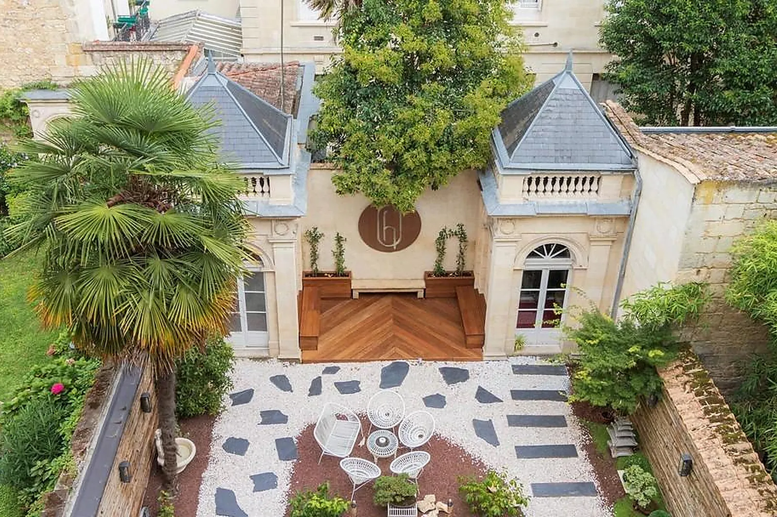 Lieux événementiels, HÔTEL DES QUINCONCES