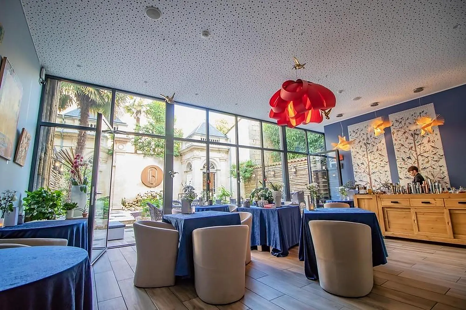 Lieux événementiels, HÔTEL DES QUINCONCES