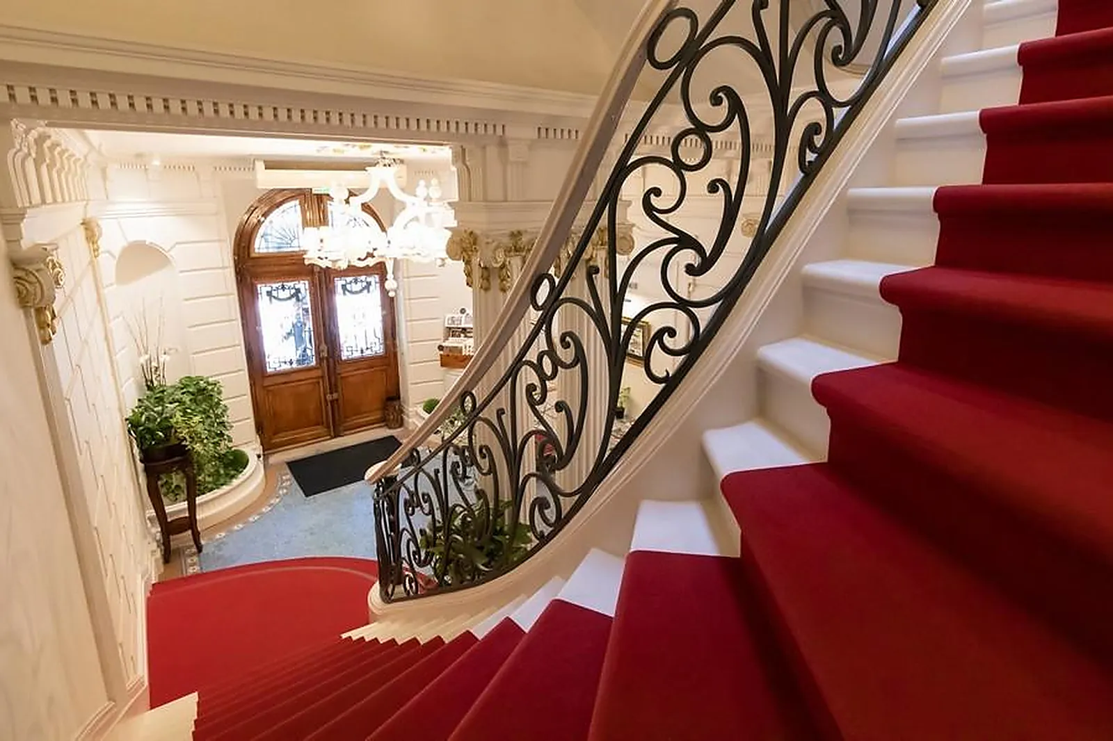 Lieux événementiels, HÔTEL DES QUINCONCES