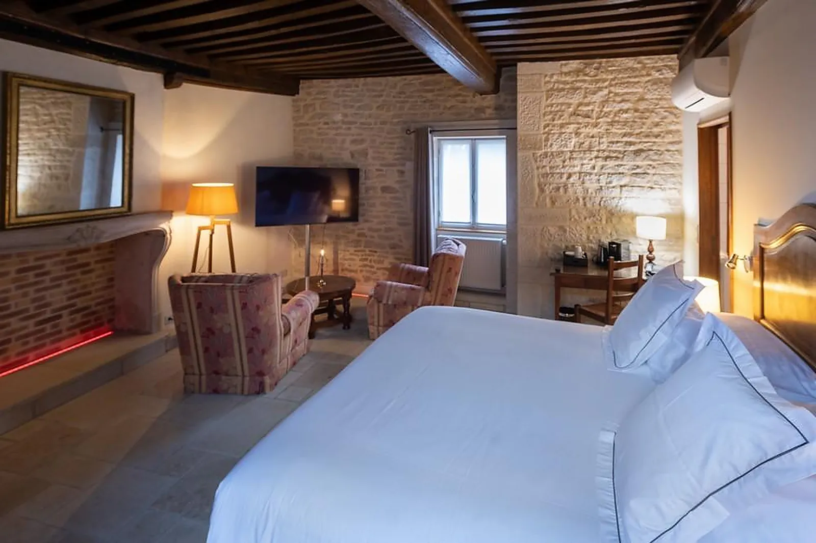 Lieux événementiels, HÔTEL DES REMPARTS BEAUNE