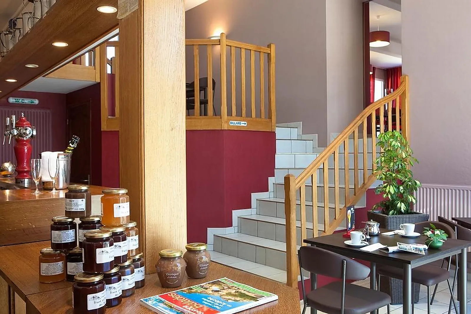 Lieux événementiels, HÔTEL DES SAPINS