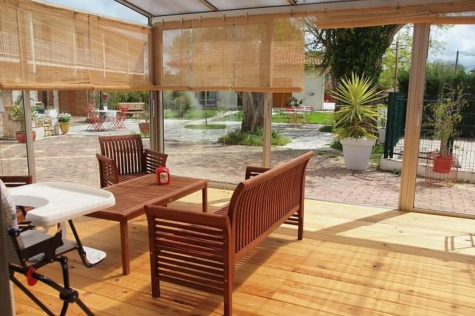 Lieux événementiels, HÔTEL DES VIEUX ACACIAS