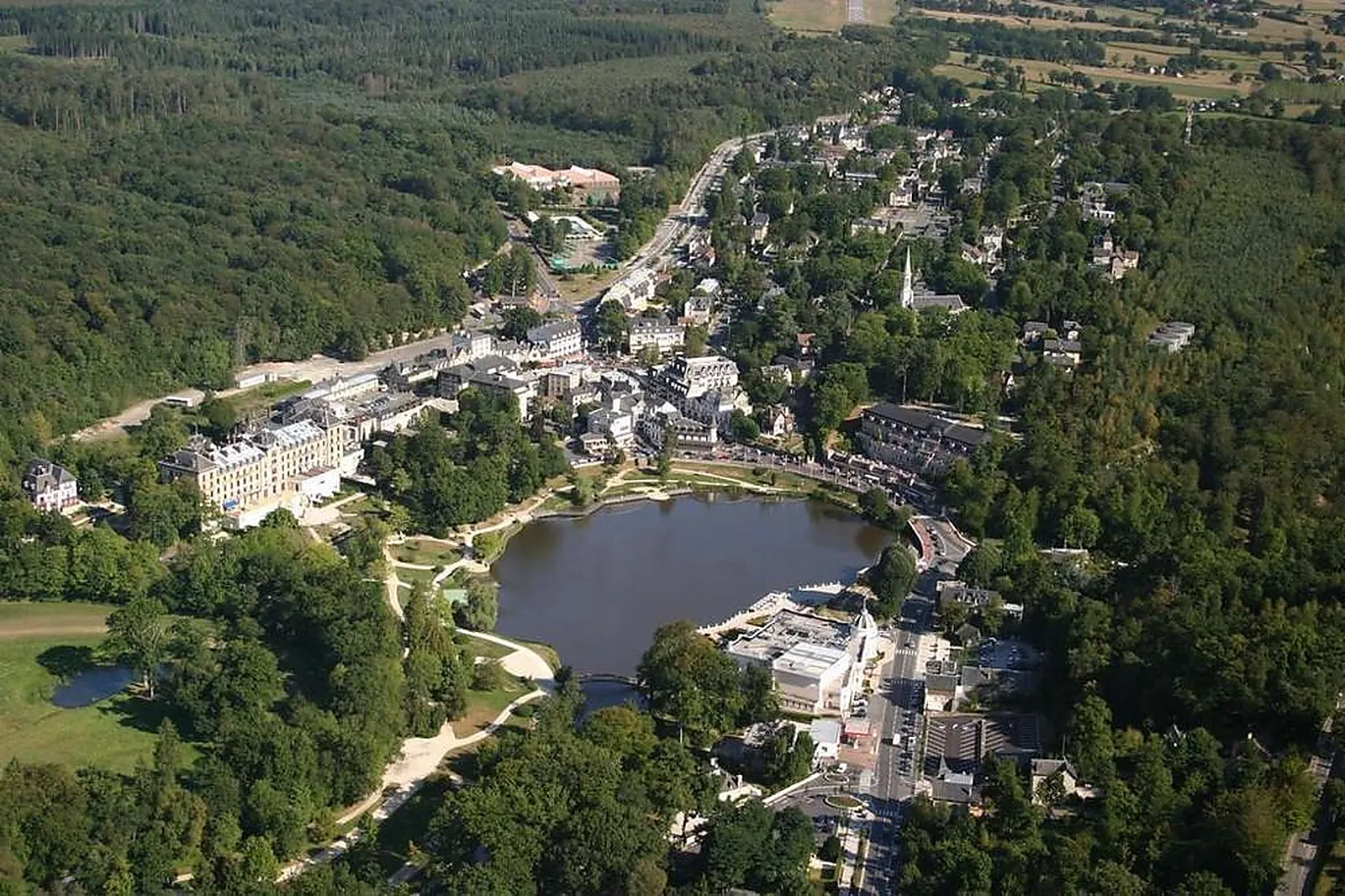 Lieux événementiels, HOTEL DU BERYL ET CASINO BAGNOLES DE L'ORNE