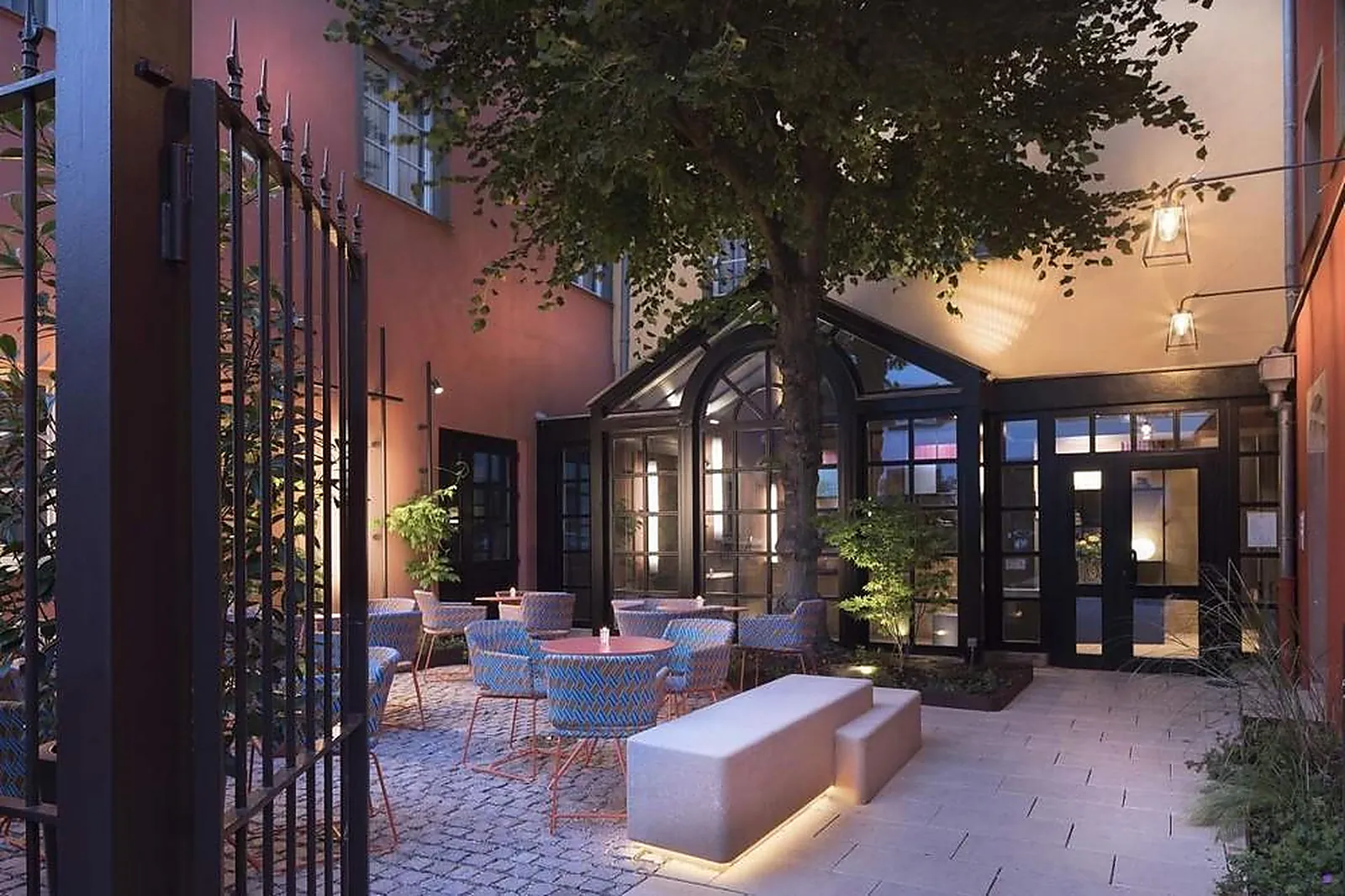 Lieux événementiels, HÔTEL DU DRAGON