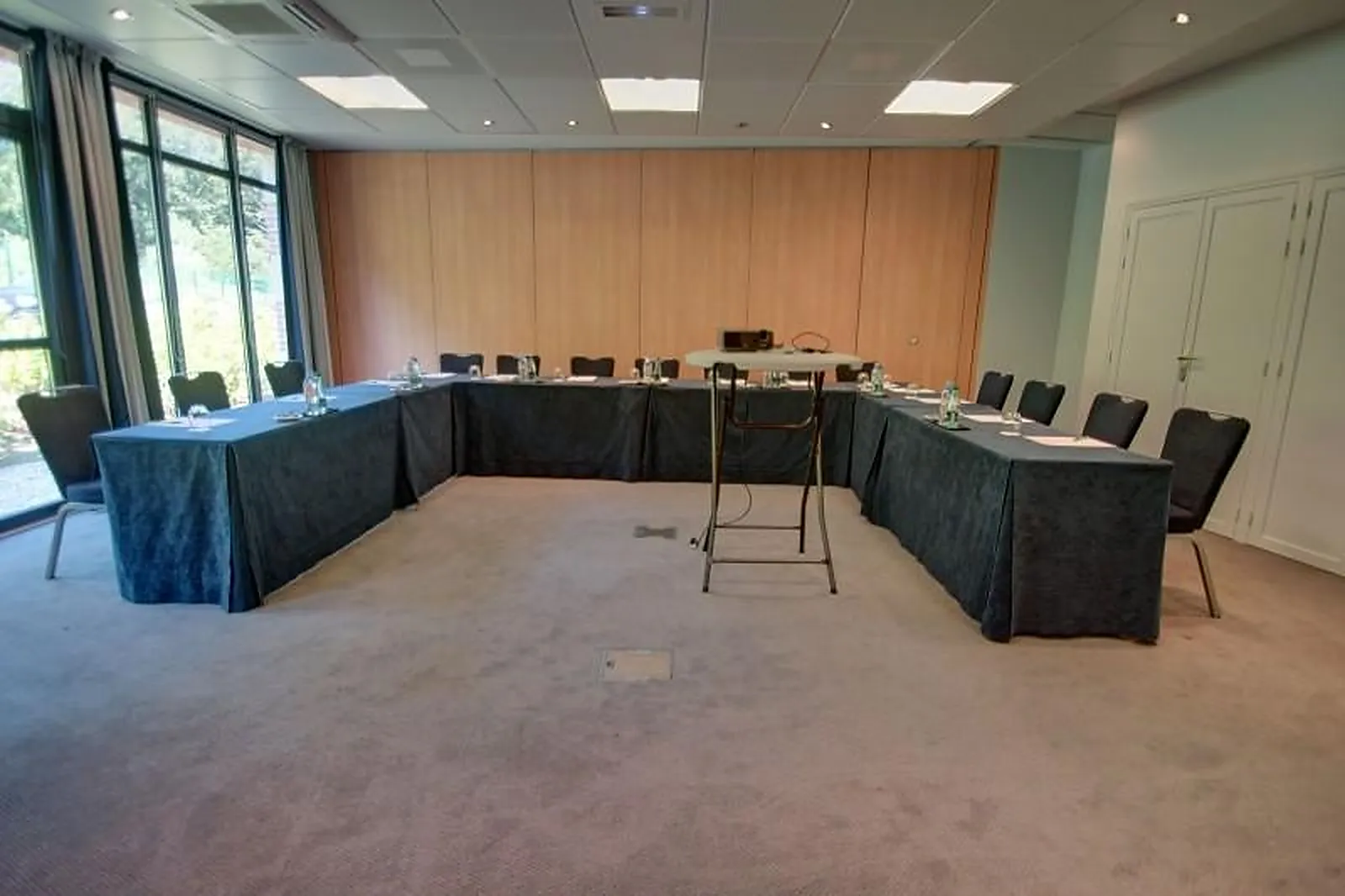 Lieux événementiels, HÔTEL DU GOLF & NAJETI