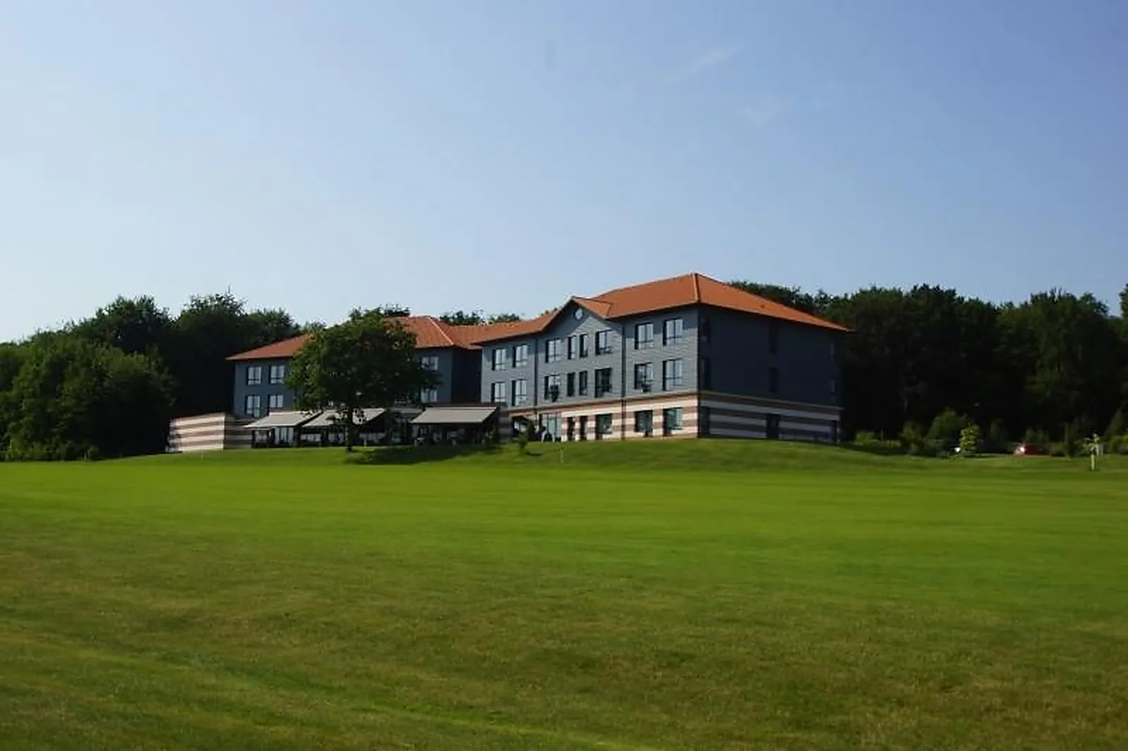 Lieux événementiels, HÔTEL DU GOLF & NAJETI