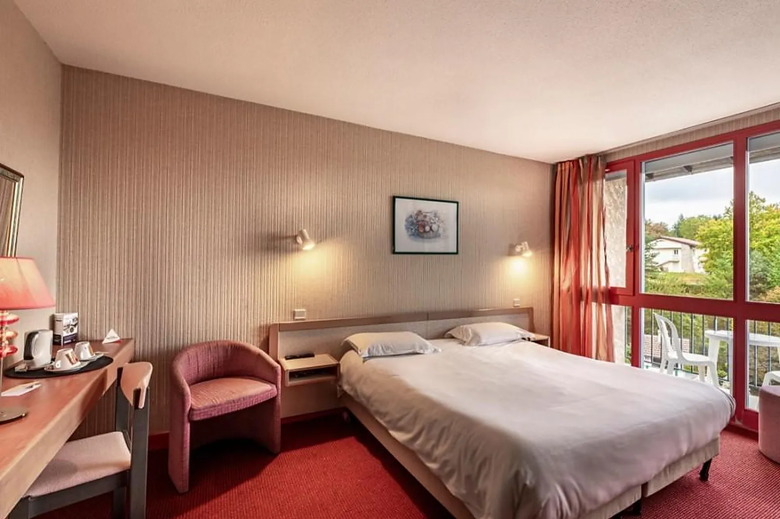 Lieux événementiels, HÔTEL DU LAC LACAPELLE VIESCAMP