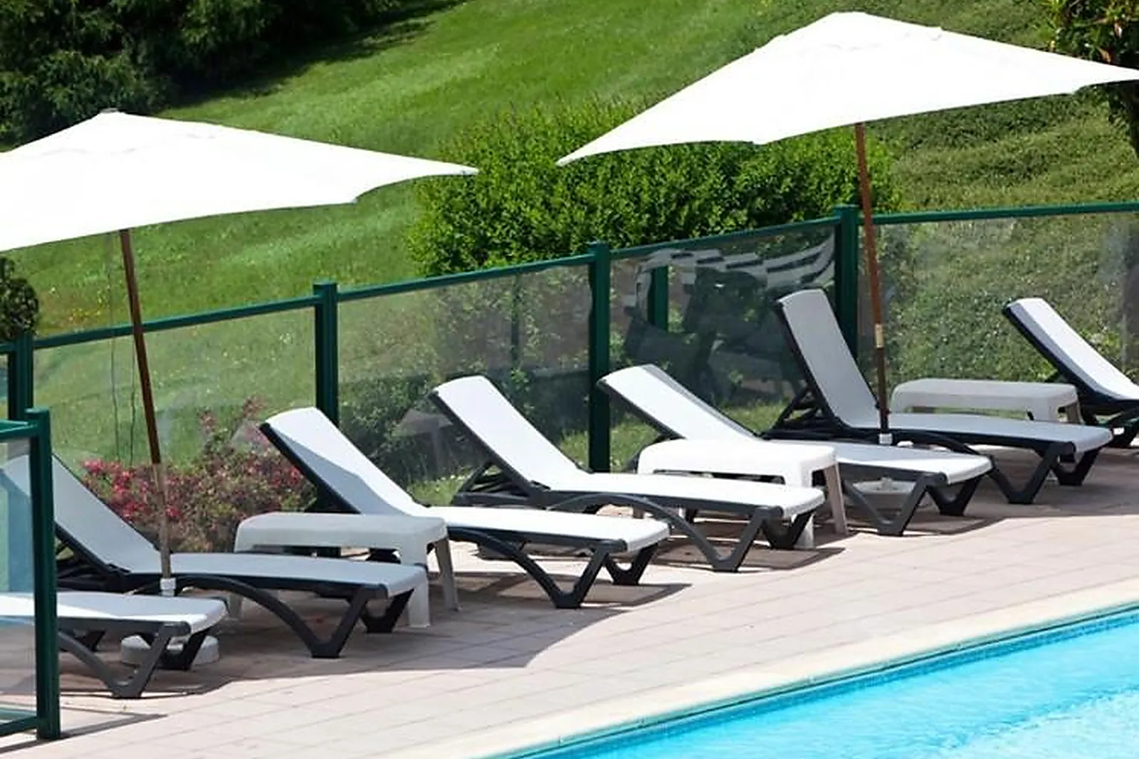 Lieux événementiels, HÔTEL DU LAC LACAPELLE VIESCAMP