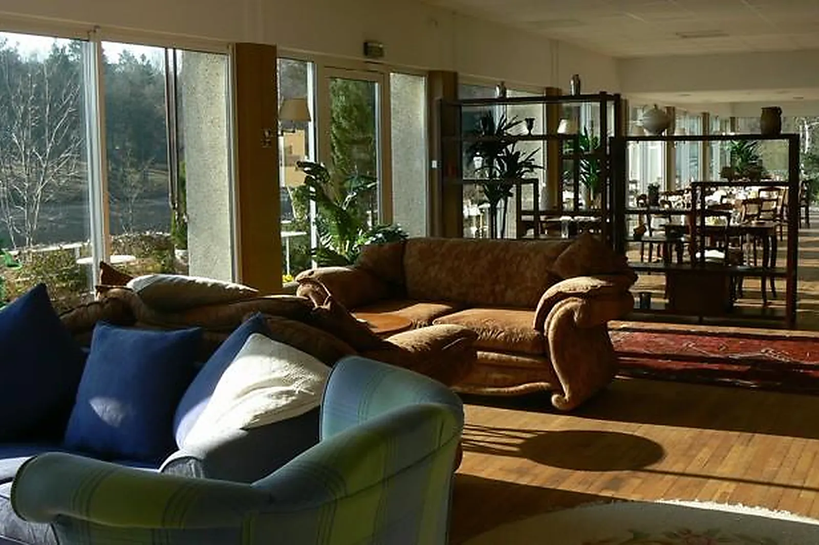 Lieux événementiels, HÔTEL DU LAC NEUVIC