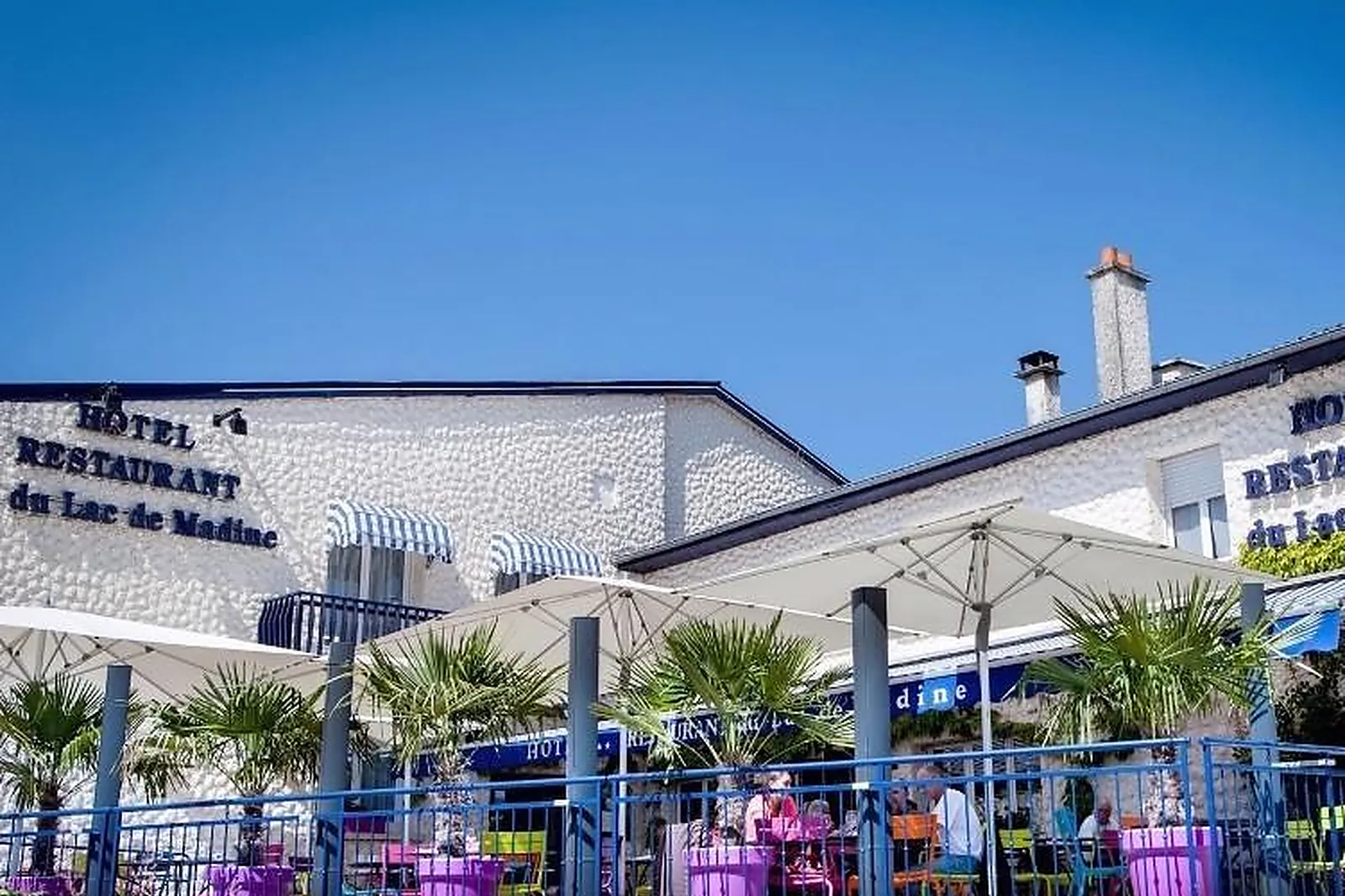 Lieux événementiels, HOTEL DU LAC DE MADINE