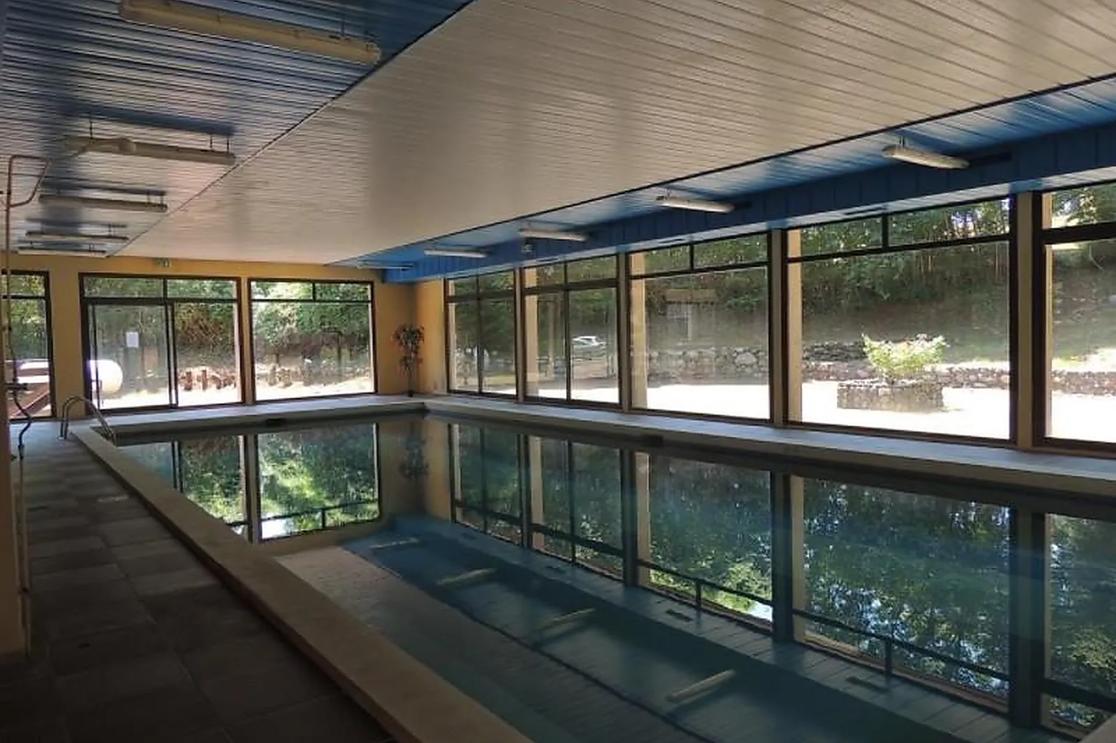 Lieux événementiels, HÔTEL DU LACA