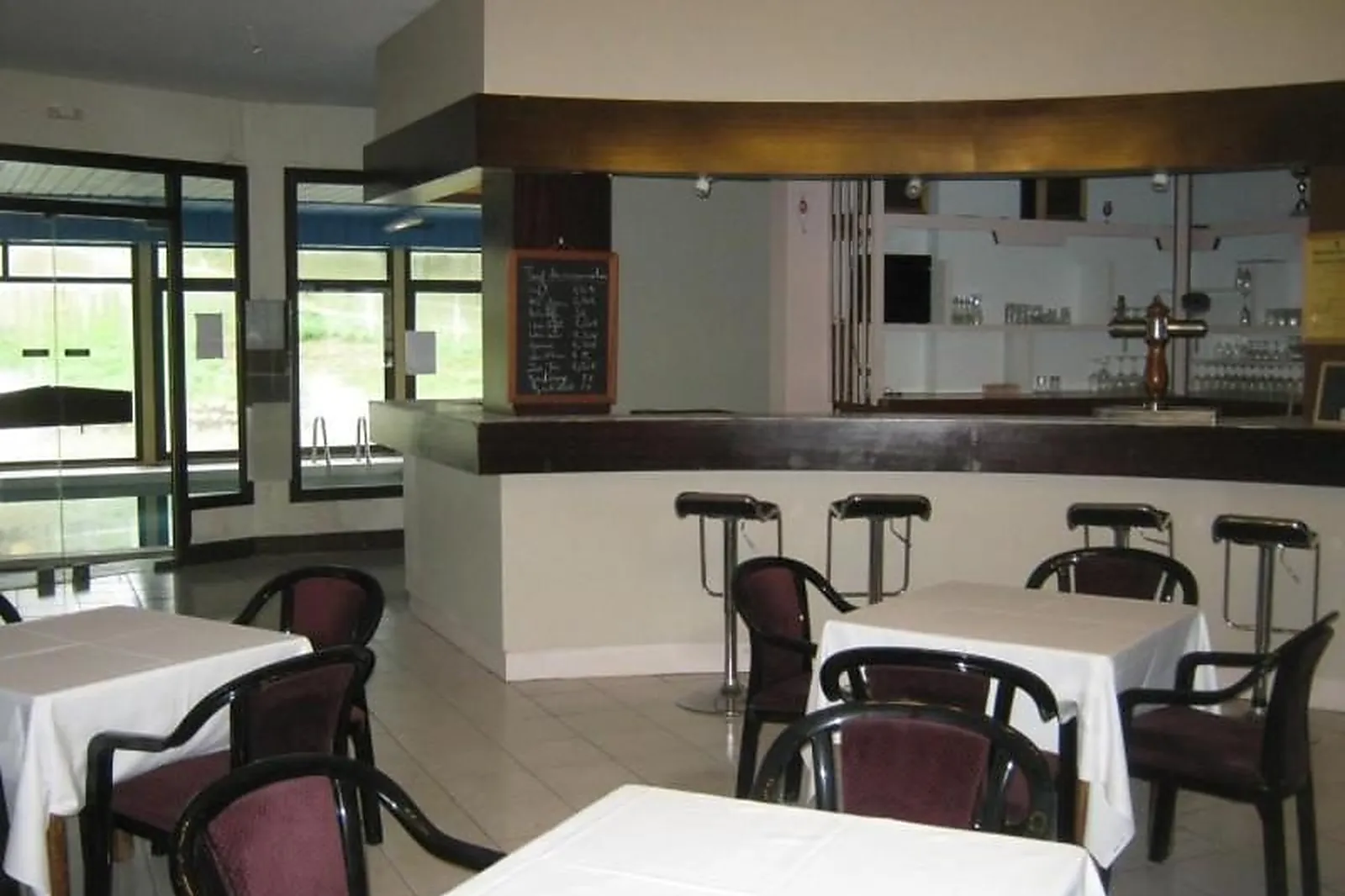 Lieux événementiels, HÔTEL DU LACA