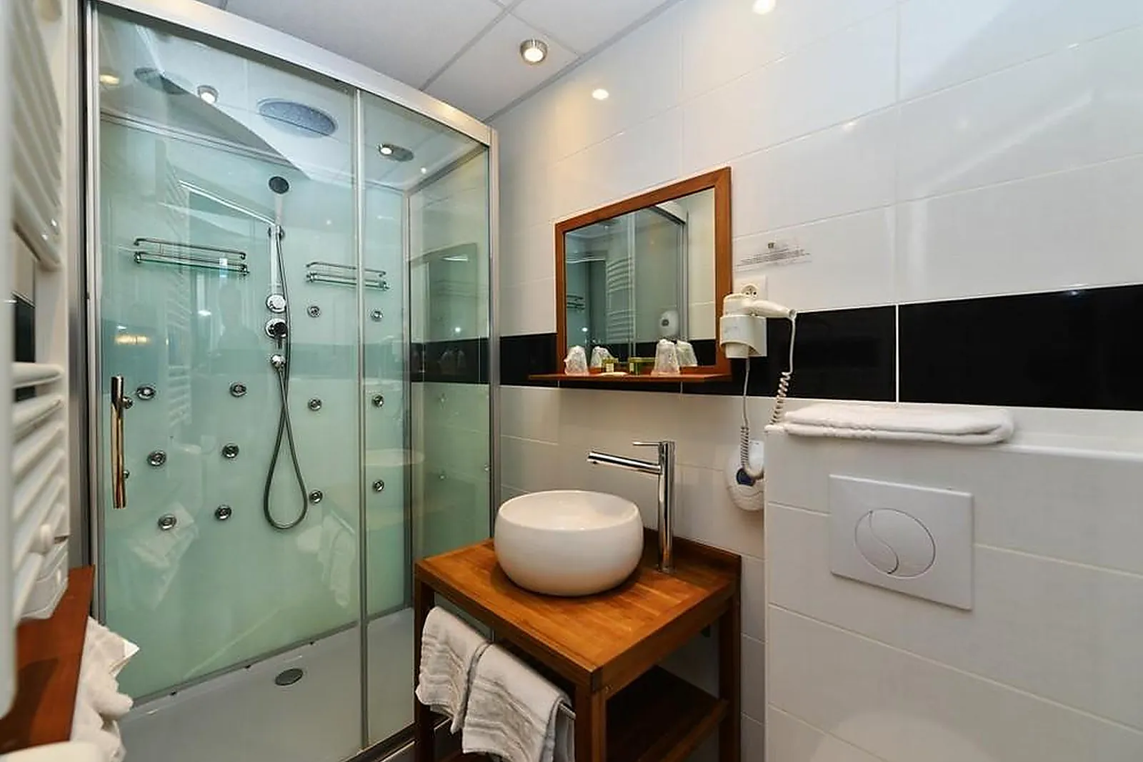 Lieux événementiels, HÔTEL DU MIDI RODEZ