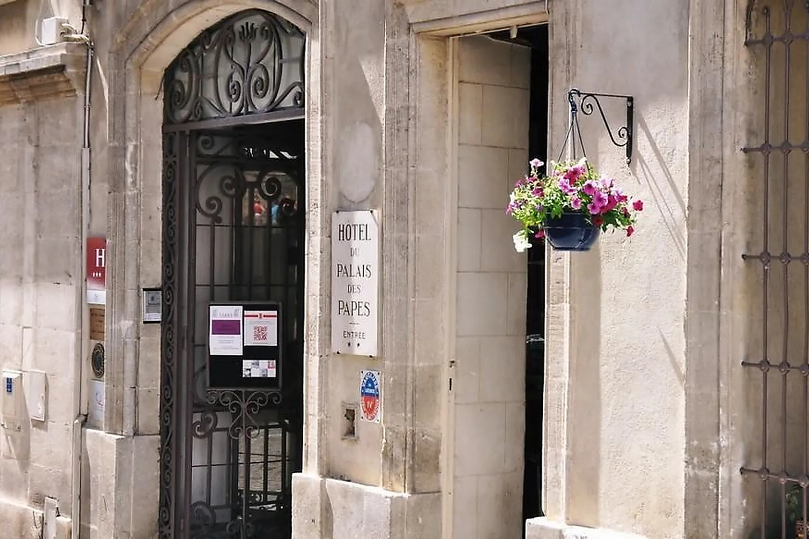 Lieux événementiels, HÔTEL DU PALAIS DES PAPES - RESTAURANT LE LUTRIN