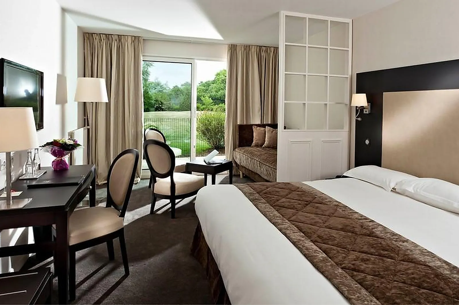 Lieux événementiels, HÔTEL DU PARC - NAJETI