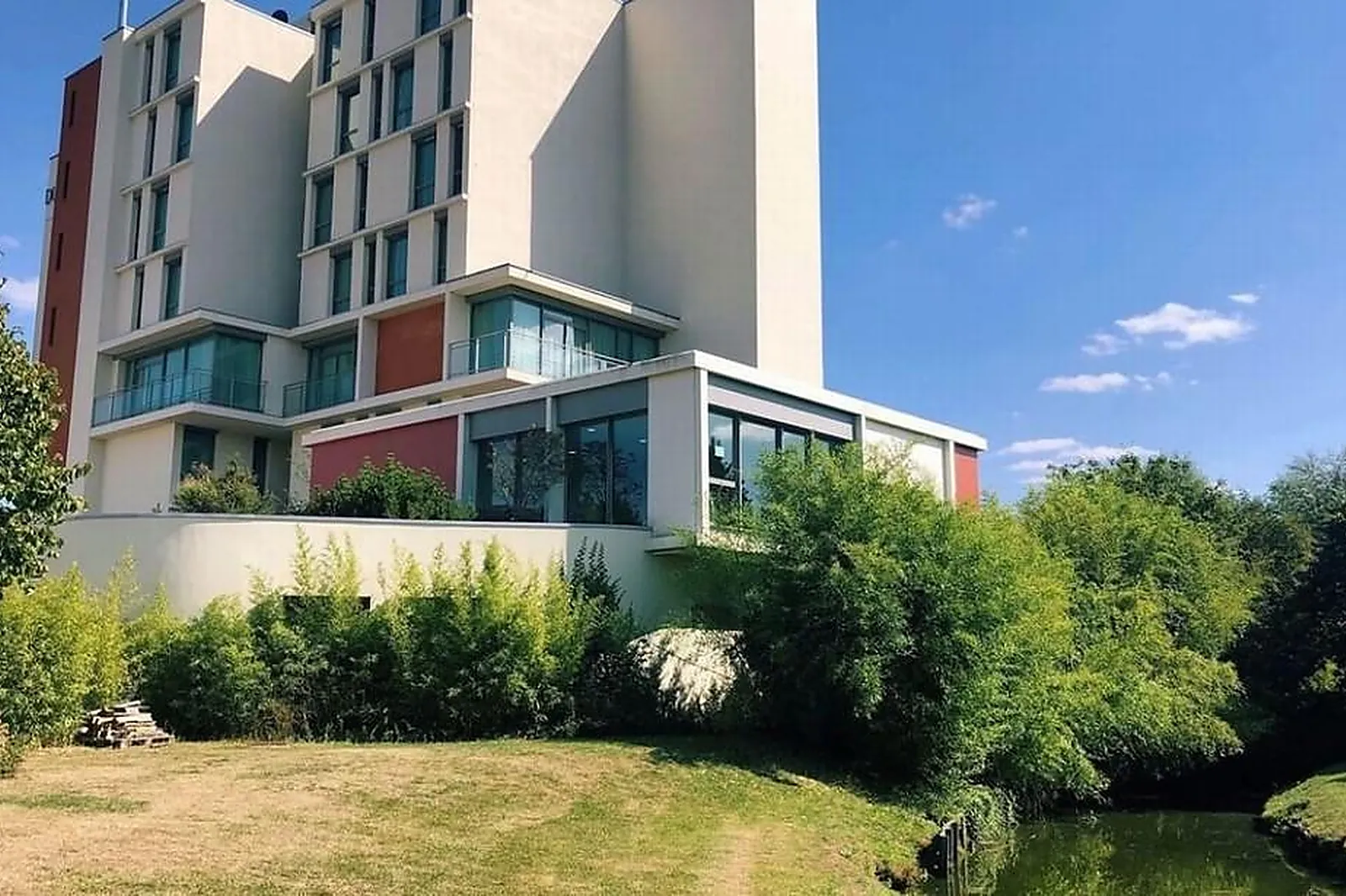 Lieux événementiels, HÔTEL DU PASINO