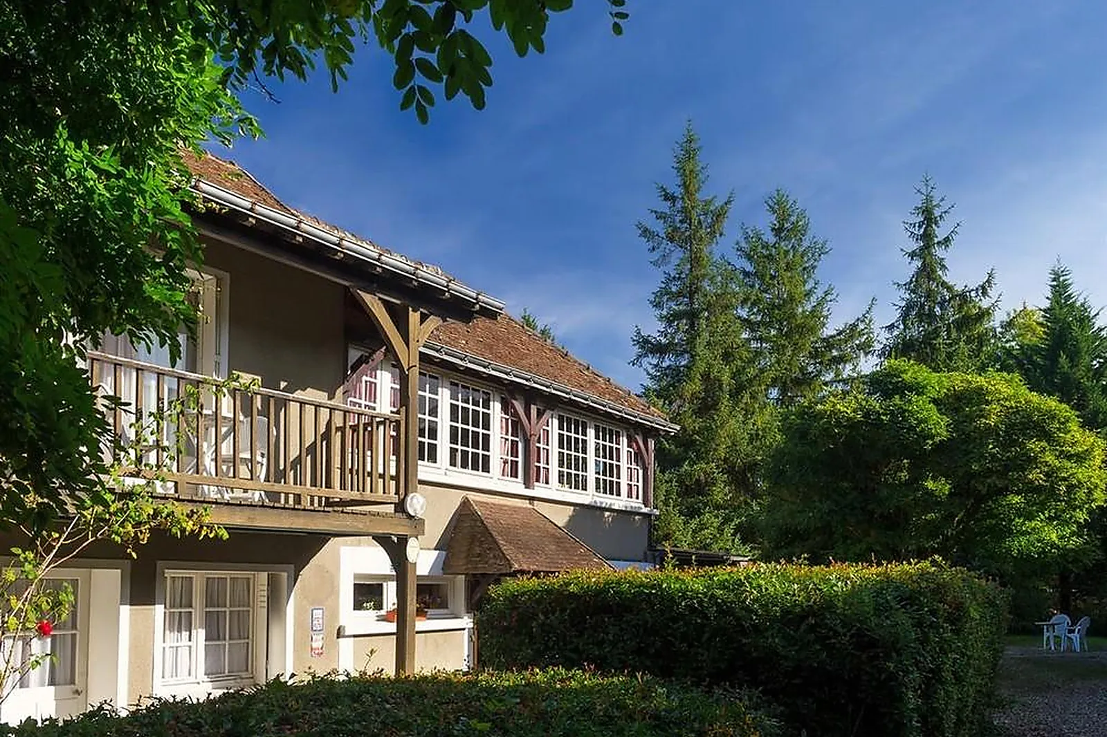 Lieux événementiels, HÔTEL DU PETIT LUSSAULT