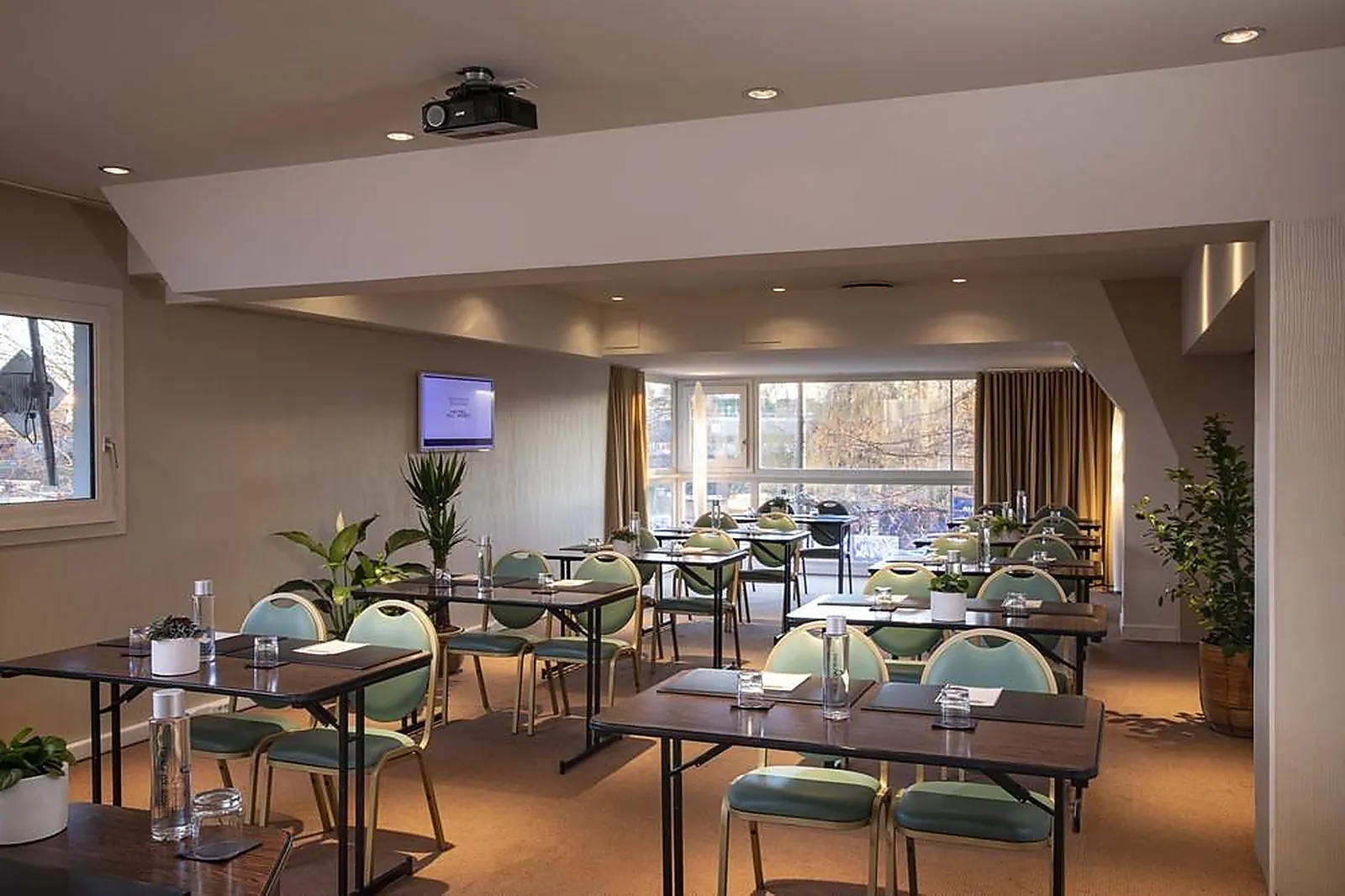 Lieux événementiels, HÔTEL DU PORT