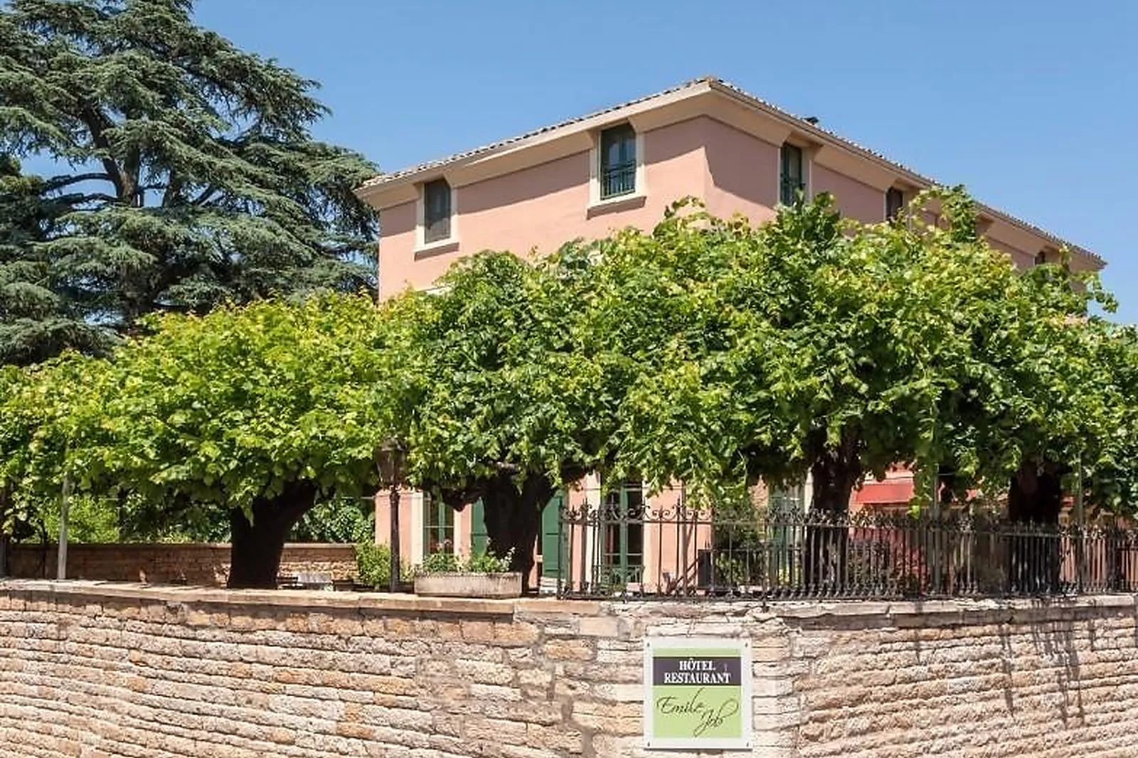 Lieux événementiels, HÔTEL ET RESTAURANT EMILE JOB