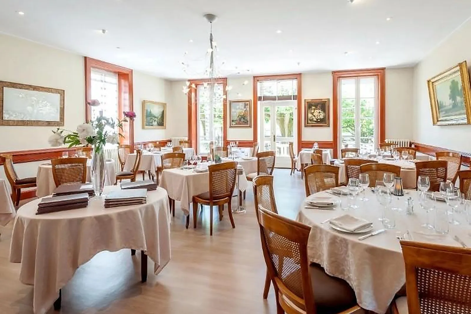 Lieux événementiels, HÔTEL ET RESTAURANT EMILE JOB