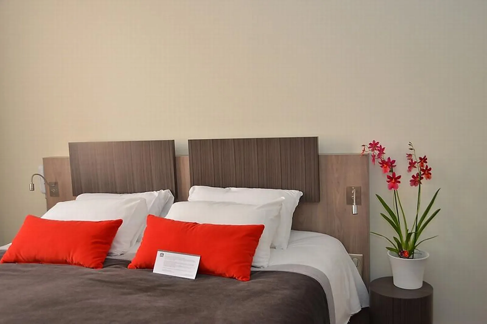 Lieux événementiels, HOTEL ET SPA LES CLEUNES OLÉRON