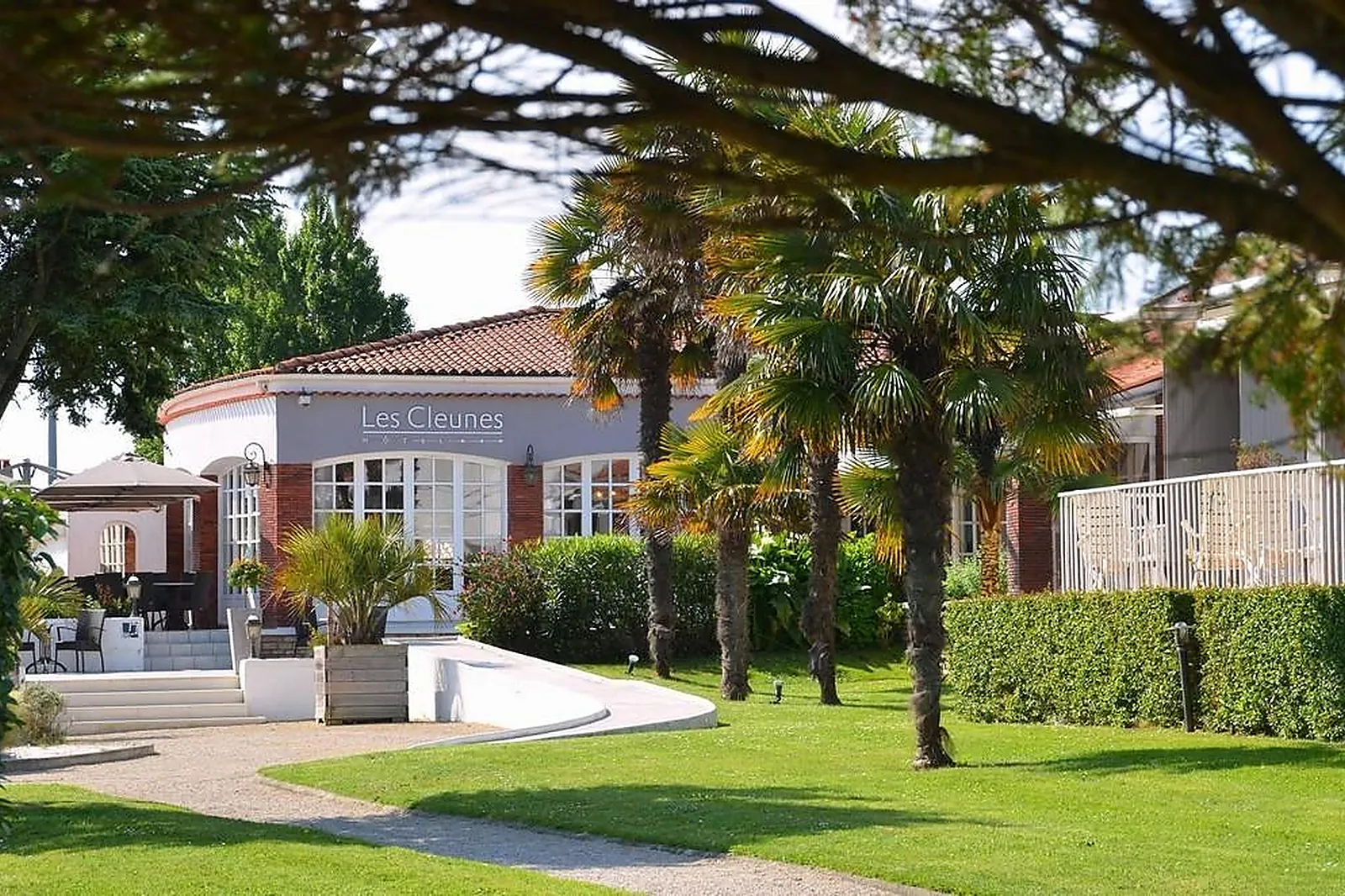 Lieux événementiels, HOTEL ET SPA LES CLEUNES OLÉRON