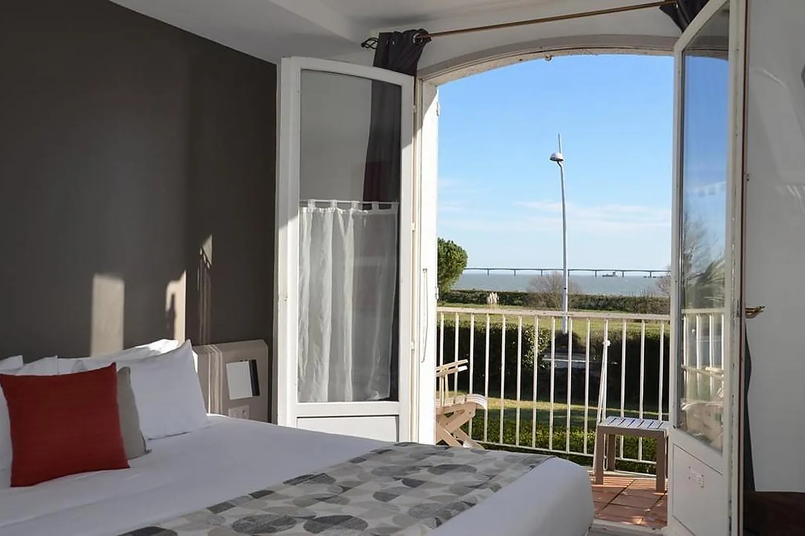 Lieux événementiels, HOTEL ET SPA LES CLEUNES OLÉRON