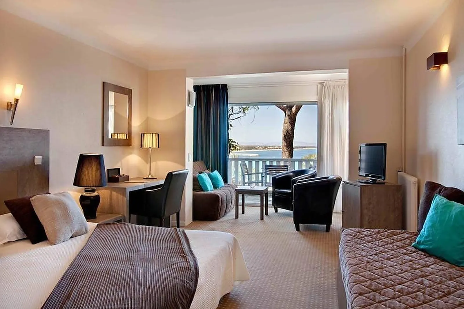 Lieux événementiels, HÔTEL ET SPA LES MOUETTES