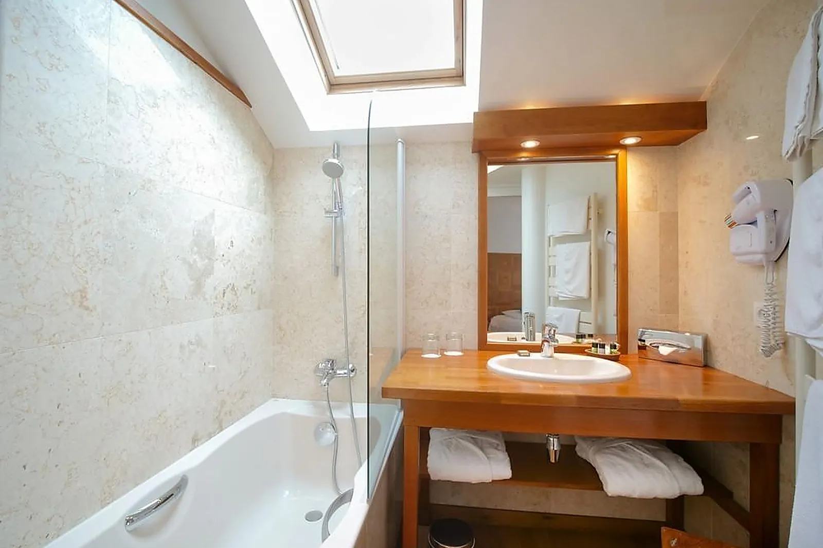 Lieux événementiels, HÔTEL ET SPA VILLA KERASY