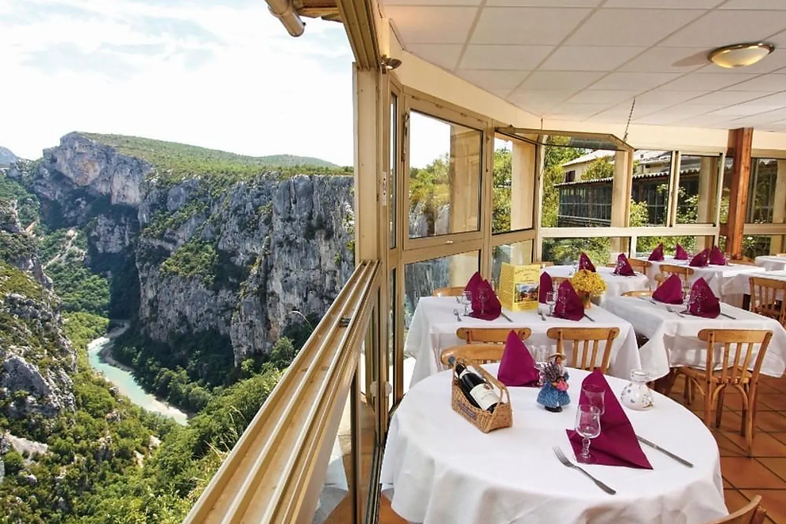 Lieux événementiels, HÔTEL ET RESTAURANT DU GRAND CANYON DU VERDON