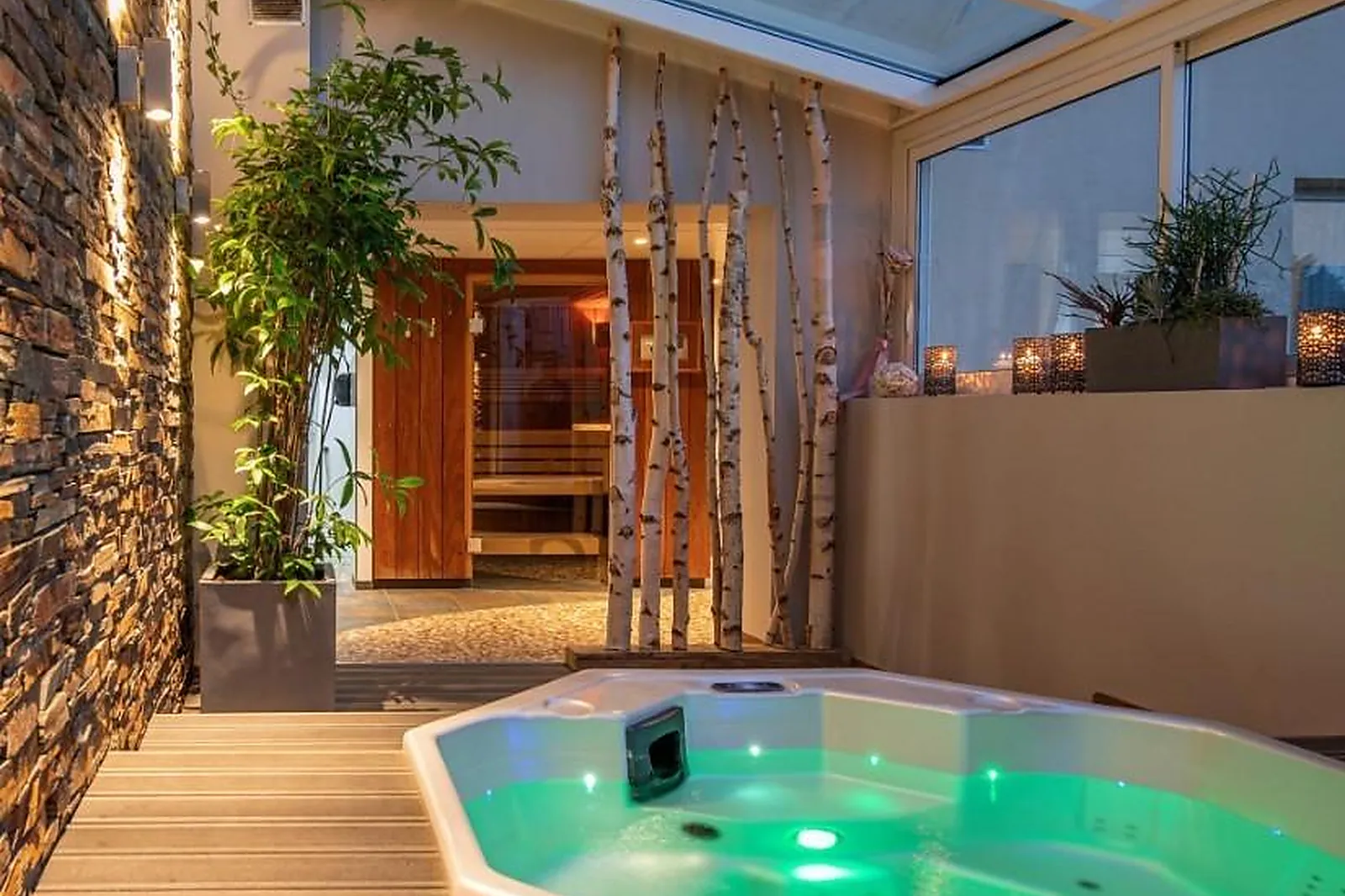 Lieux événementiels, HÔTEL ET SPA AU SOLEIL