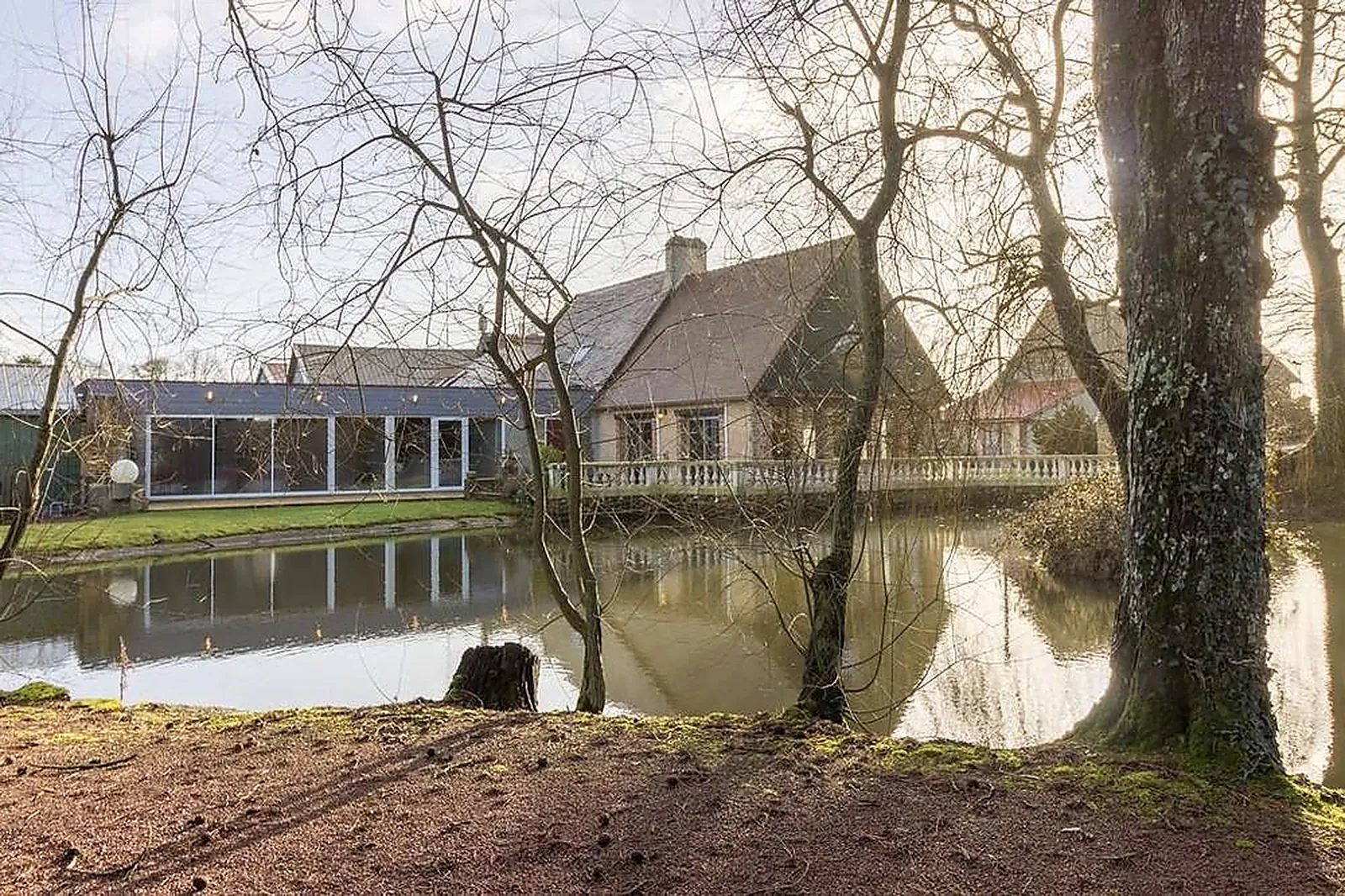 Lieux événementiels, HÔTEL L'OASIS