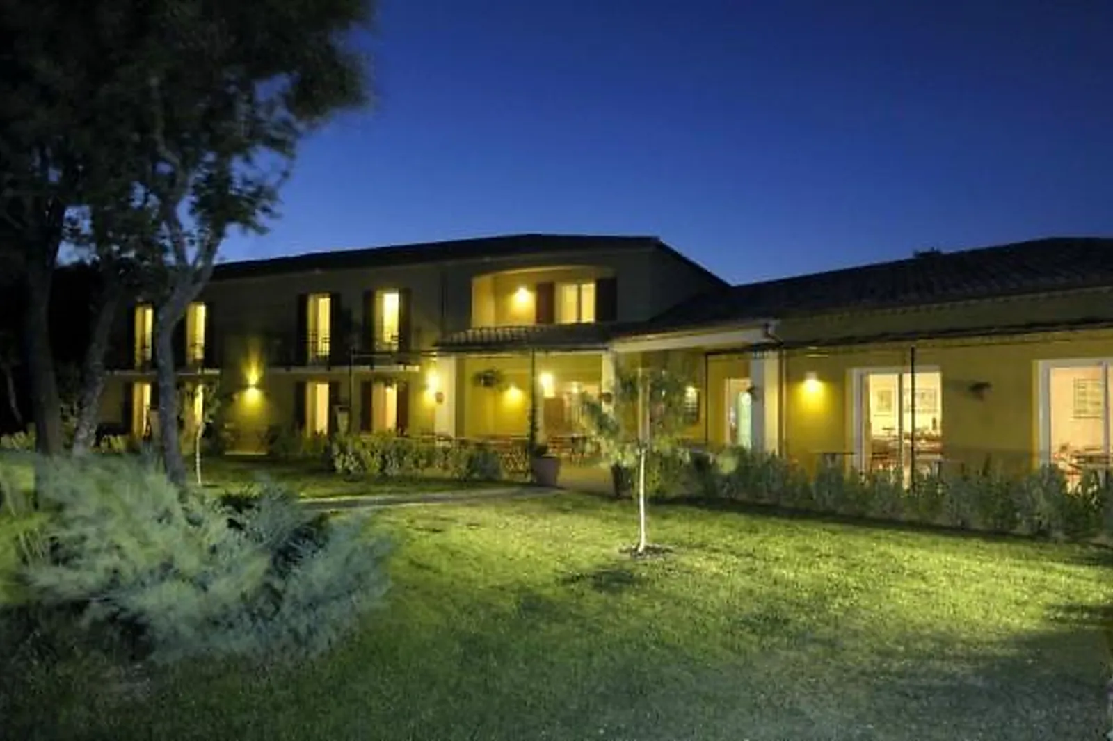 Lieux événementiels, HÔTEL LA BASTIDE DE GRIGNAN