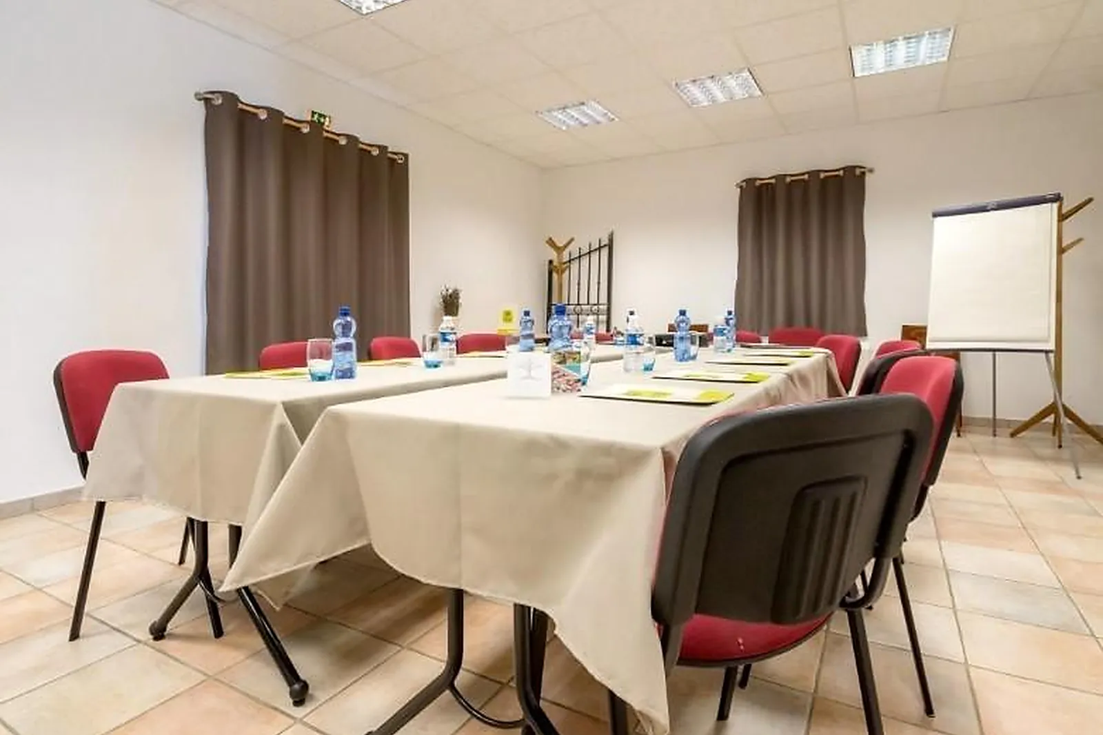 Lieux événementiels, HÔTEL LA BASTIDE DE GRIGNAN