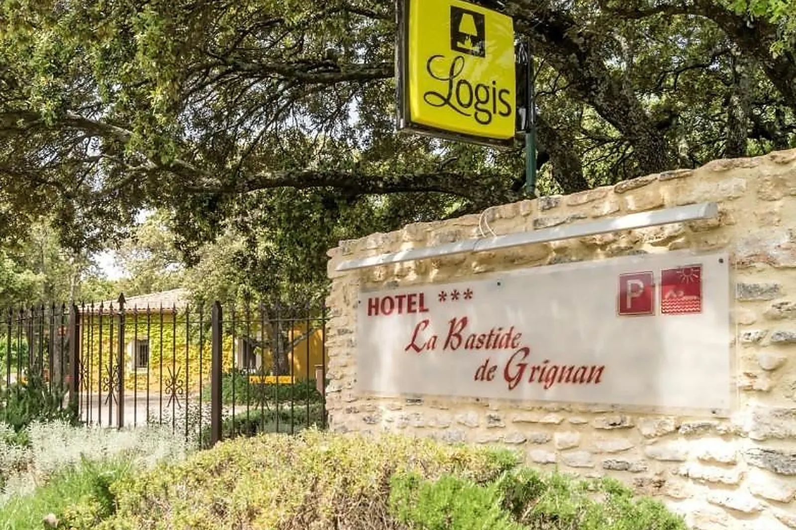 Lieux événementiels, HÔTEL LA BASTIDE DE GRIGNAN