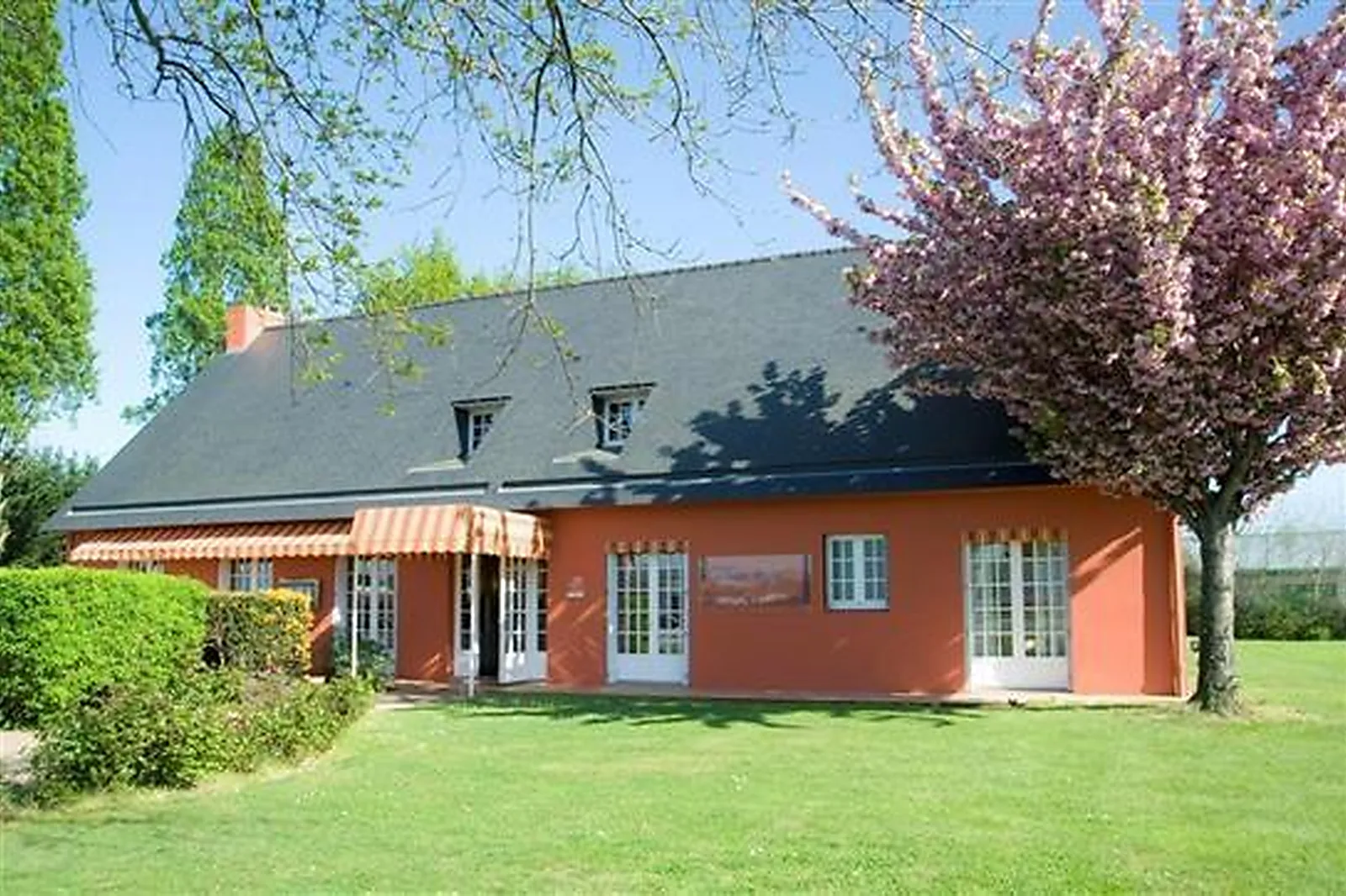 Lieux événementiels, HÔTEL LA BELLE ETOILE