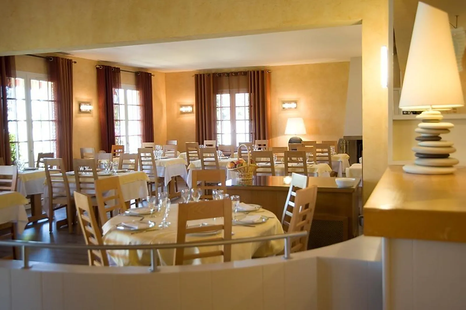 Lieux événementiels, HÔTEL LA BELLE ETOILE