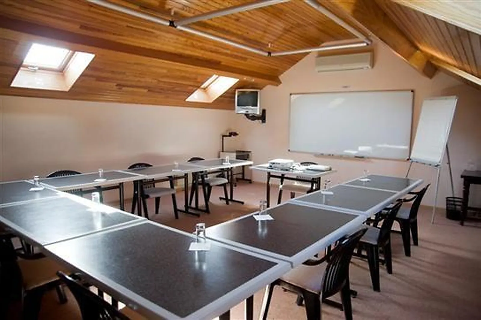 Lieux événementiels, HÔTEL LA BELLE ETOILE