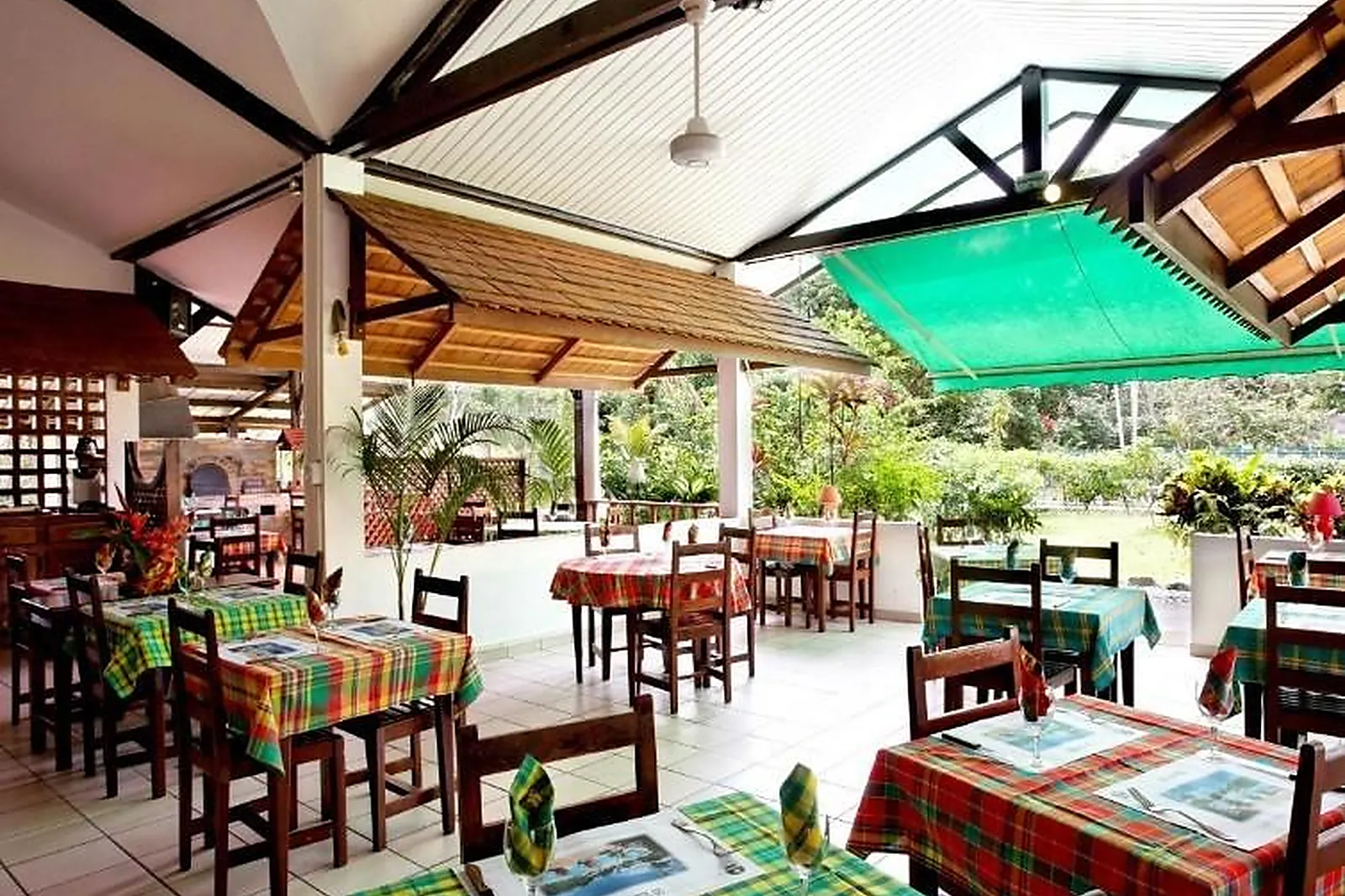 Lieux événementiels, HÔTEL LA CHAUMIÈRE