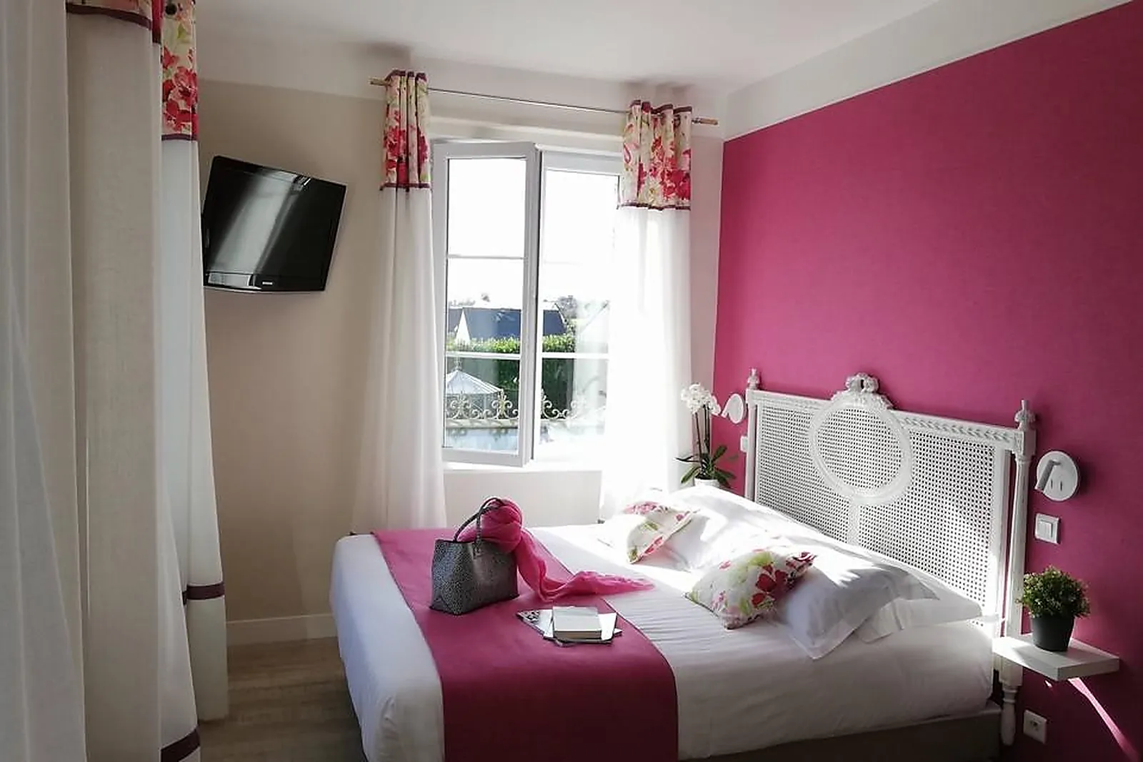 Lieux événementiels, HÔTEL LA RAMADE