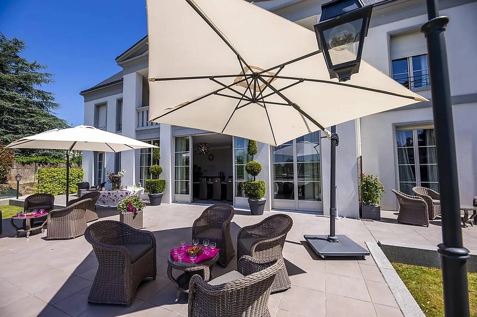 Lieux événementiels, HÔTEL LA RAMADE