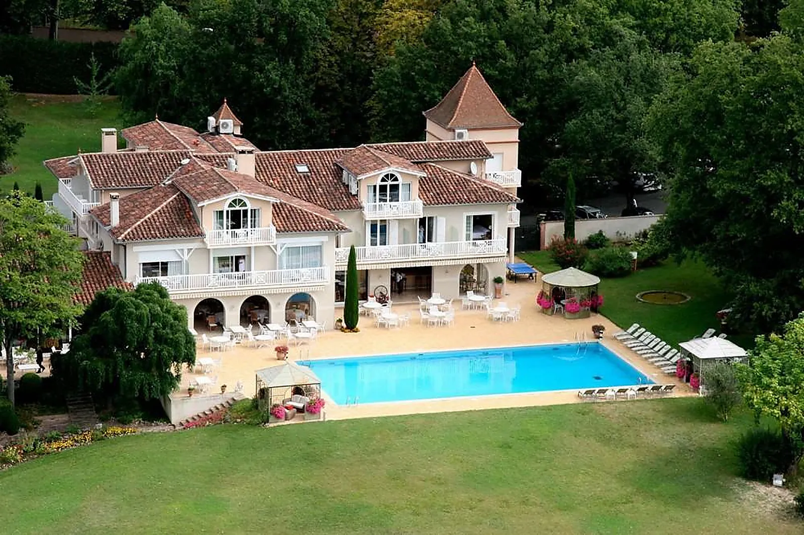 Lieux événementiels, HOTEL LA RESERVE