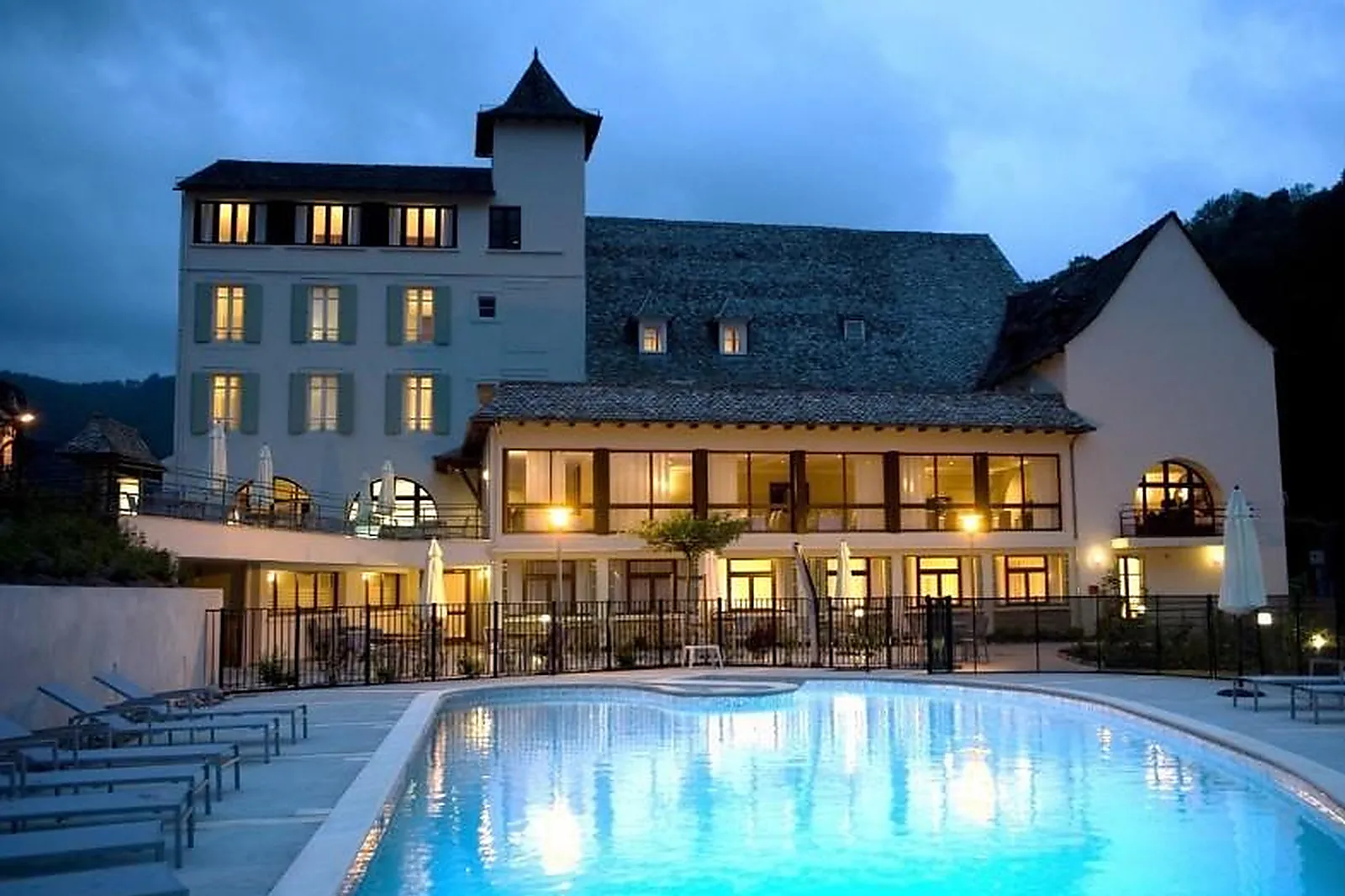 Lieux événementiels, HÔTEL LA RIVIÈRE